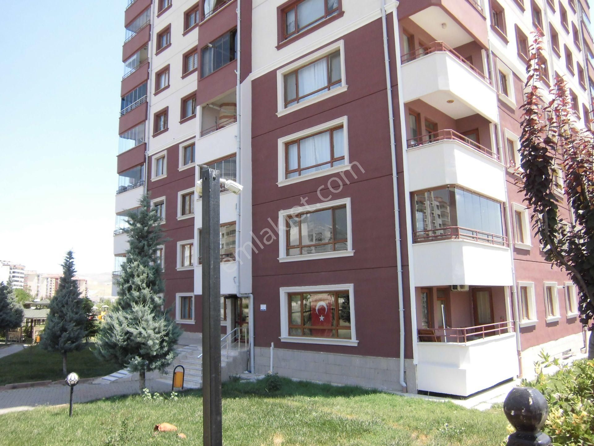 Rıza Acar'dan Yerküre Sit. 3+1 Ara Kat Güney Ve Batı Cephe - Görsel 28