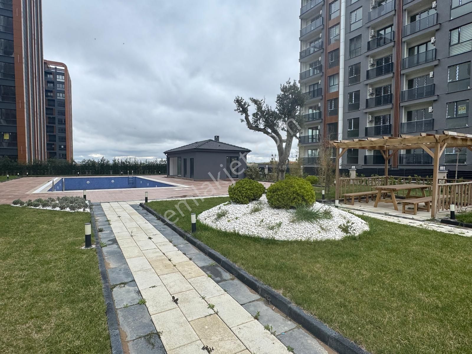 Turyaptan Çorlu Gümüş Towersta 1+1 55 M2 Satılık Daire