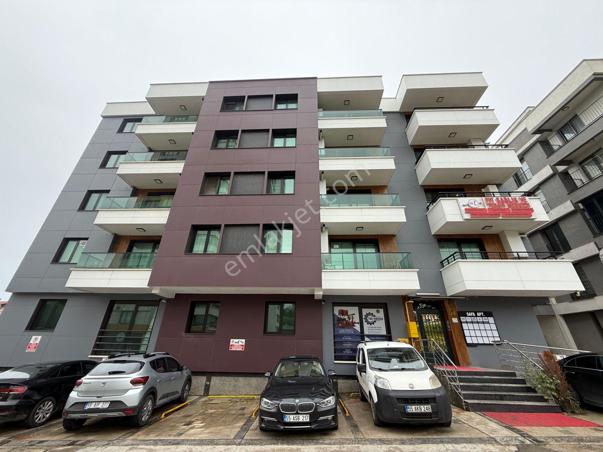 Denizevleri Tramvaya Cep 1+1 Lüks Konsept Kiralık İşyeri