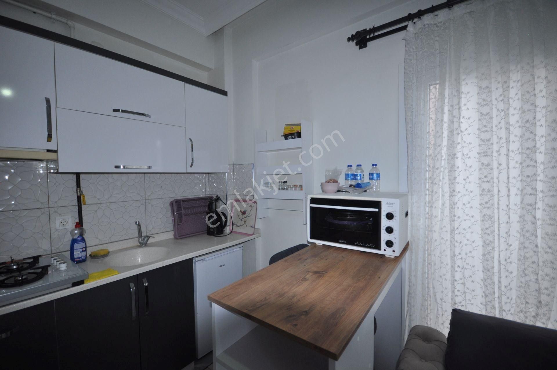 Söke Yenikent Mh. Eşyalı Kiralık 1+1 Daire