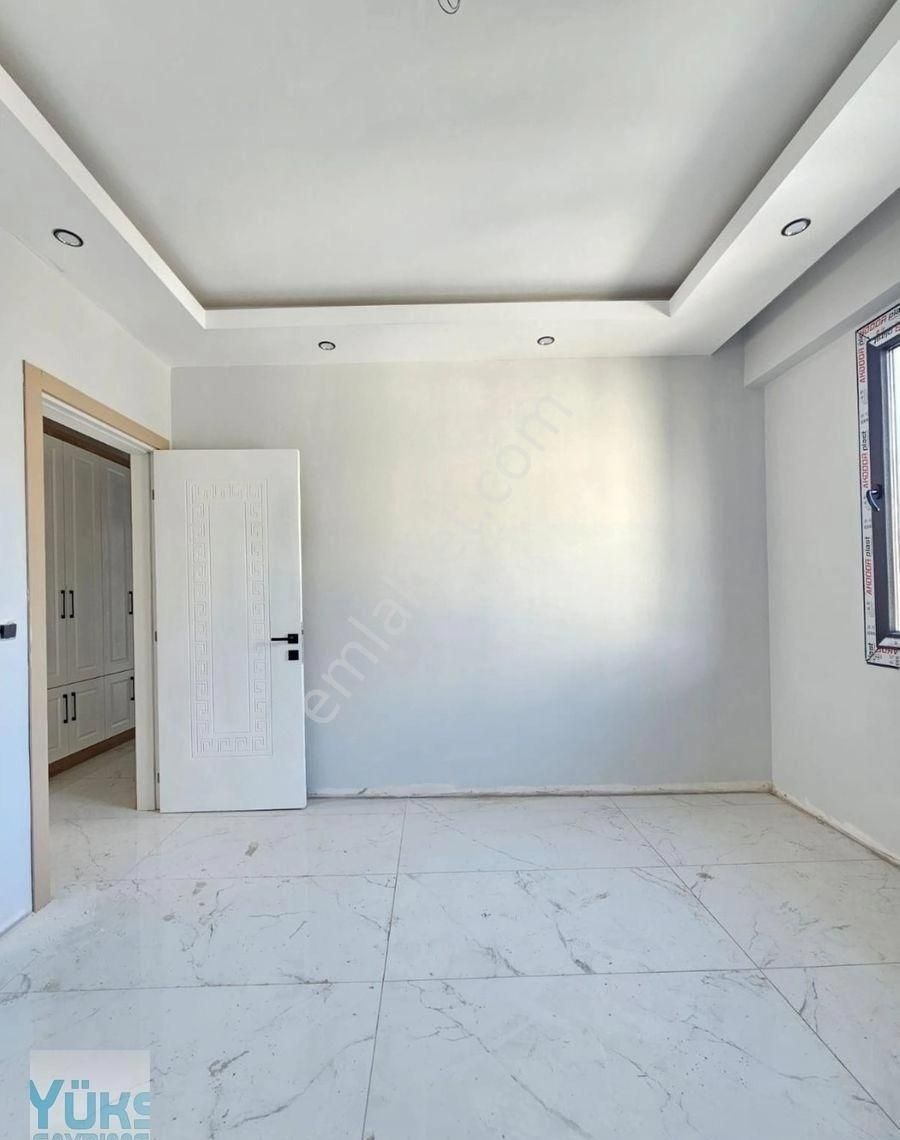 Denizli Şemikler De 3+1 150 M2 Naz Bayrağa Yakın Satılık Daireler