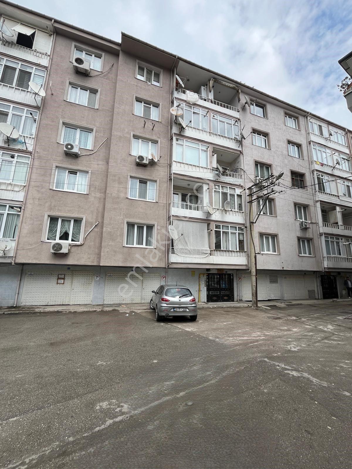 Gemlik Hamidiye Mahallesi Site İçi 3+1 Satılık Daire