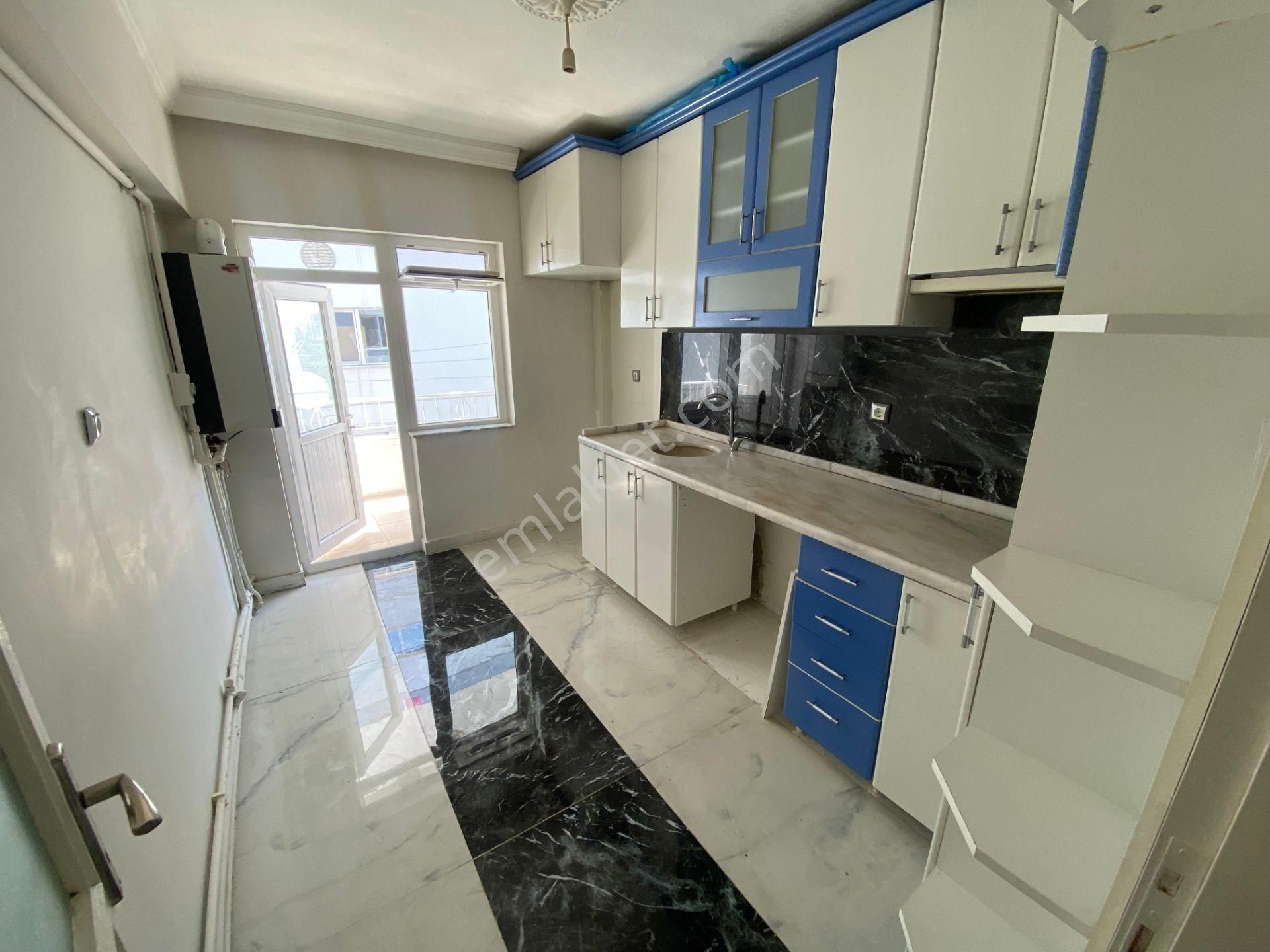 Sincan Plevnede 3+1 Ara Kat Yapılı Daire Merkezi Konumda