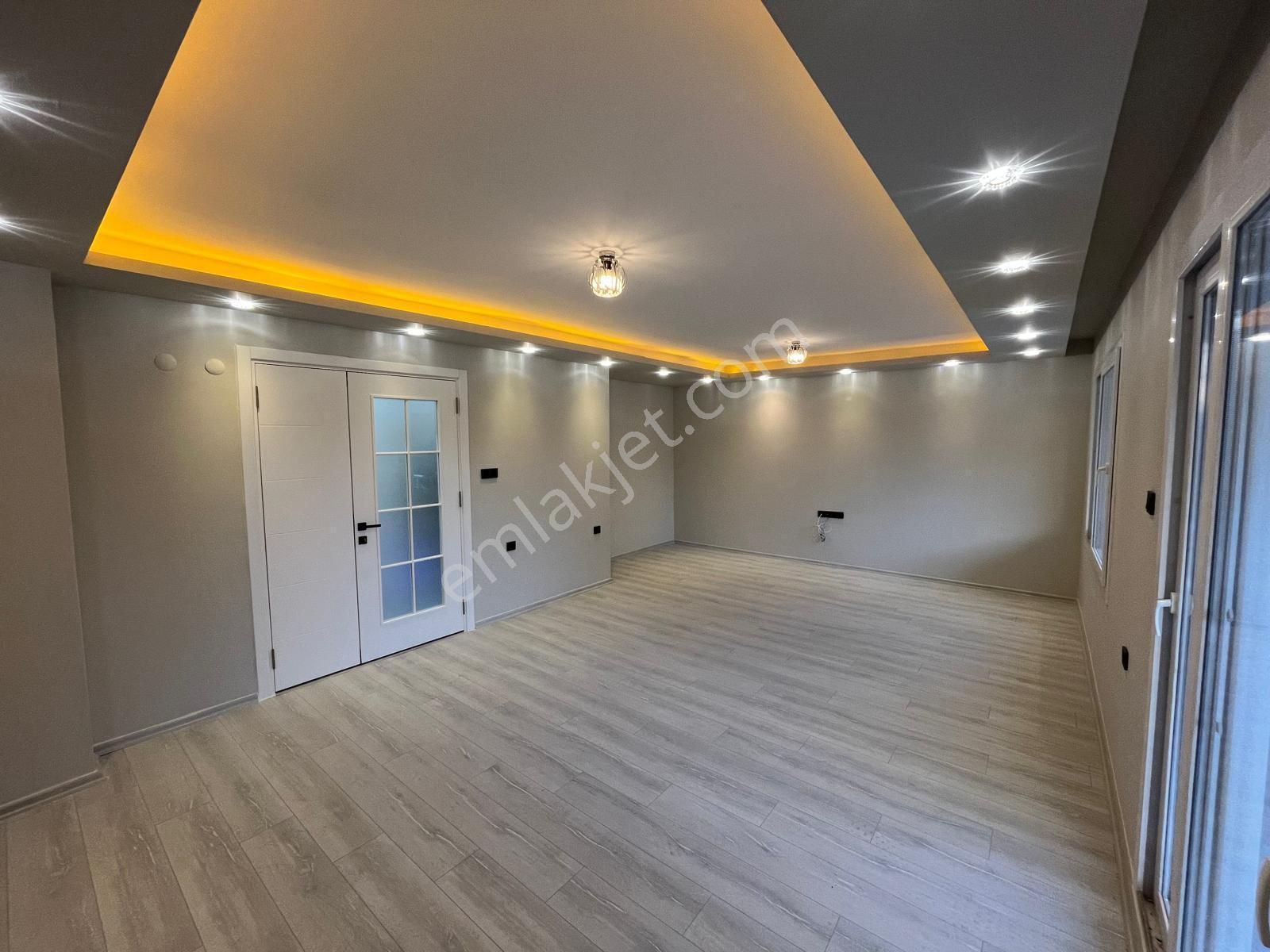 Didim Yeni Mahalle Merkez'de Satılık 2+1 Ayrı Mutfak Daire