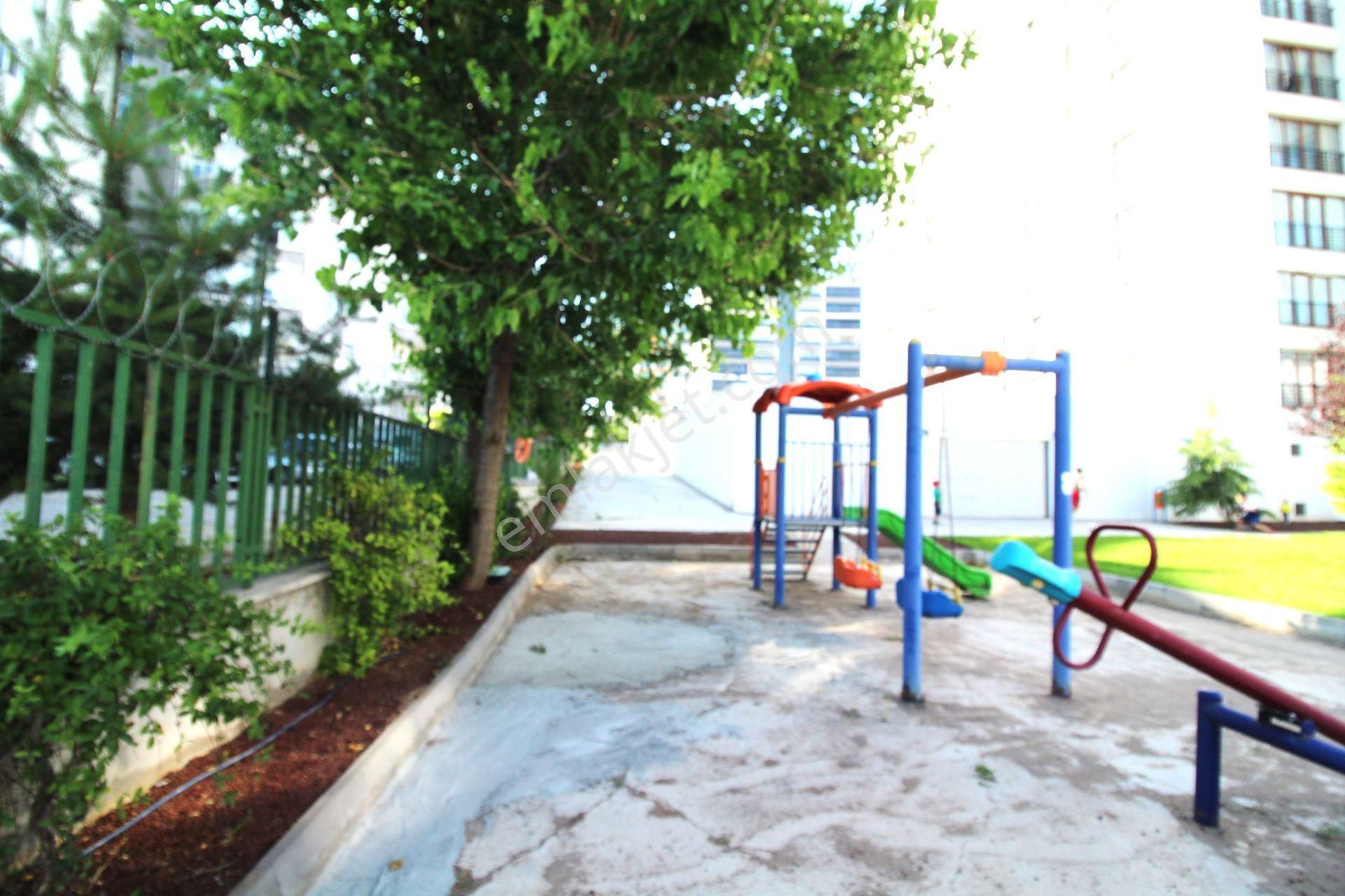 Kiralık Dubleks Daire 240 M2 5+2 Teraslı Çatı Dubleksi Yeni Bağlıca - Görsel 9