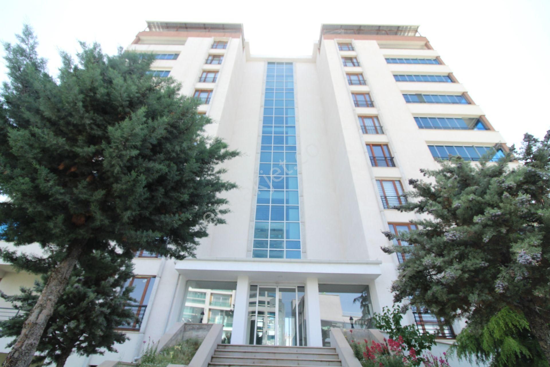 Kiralık Dubleks Daire 240 M2 5+2 Teraslı Çatı Dubleksi Yeni Bağlıca