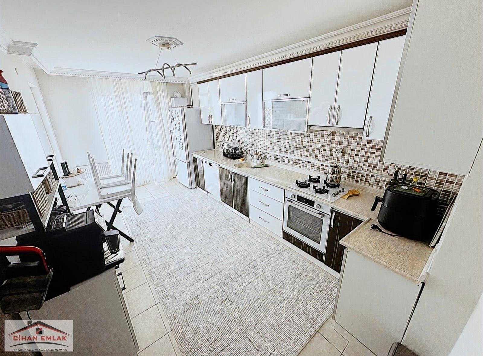 Cihandan Güventepe Mah Ankara Manzaralı 7.katta Satılık Daire