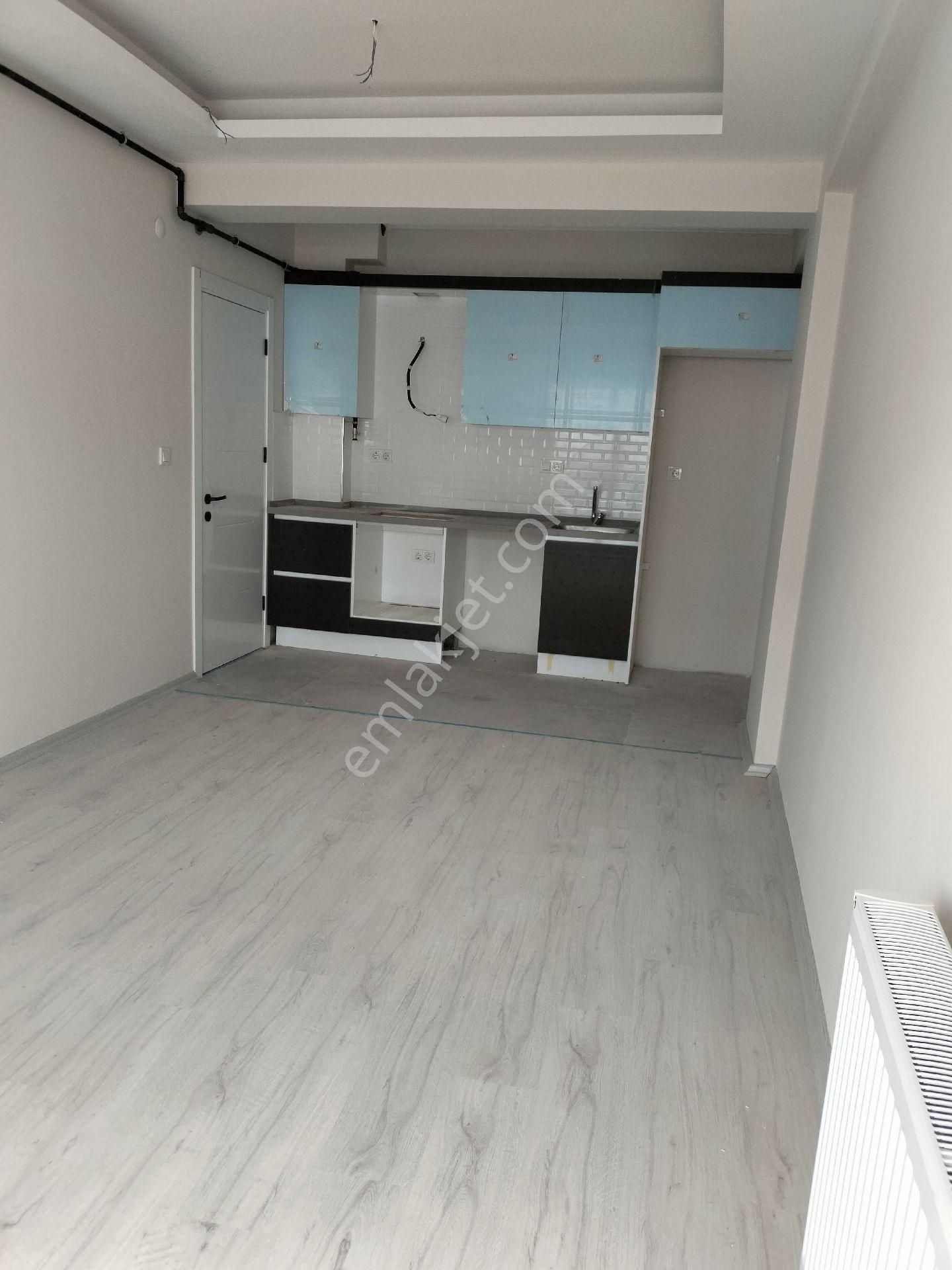 Gezginler Market Yakında Satılık Daire