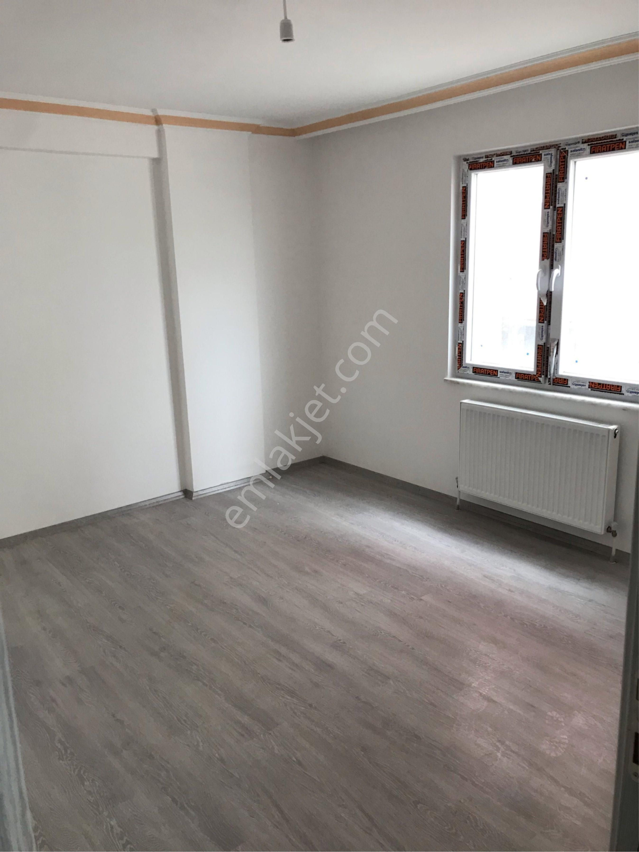 Arkadaş Emlaktan Bahçelievler Atlantis Sitesi Civarında 3+1 146 M2 Satılık Daire