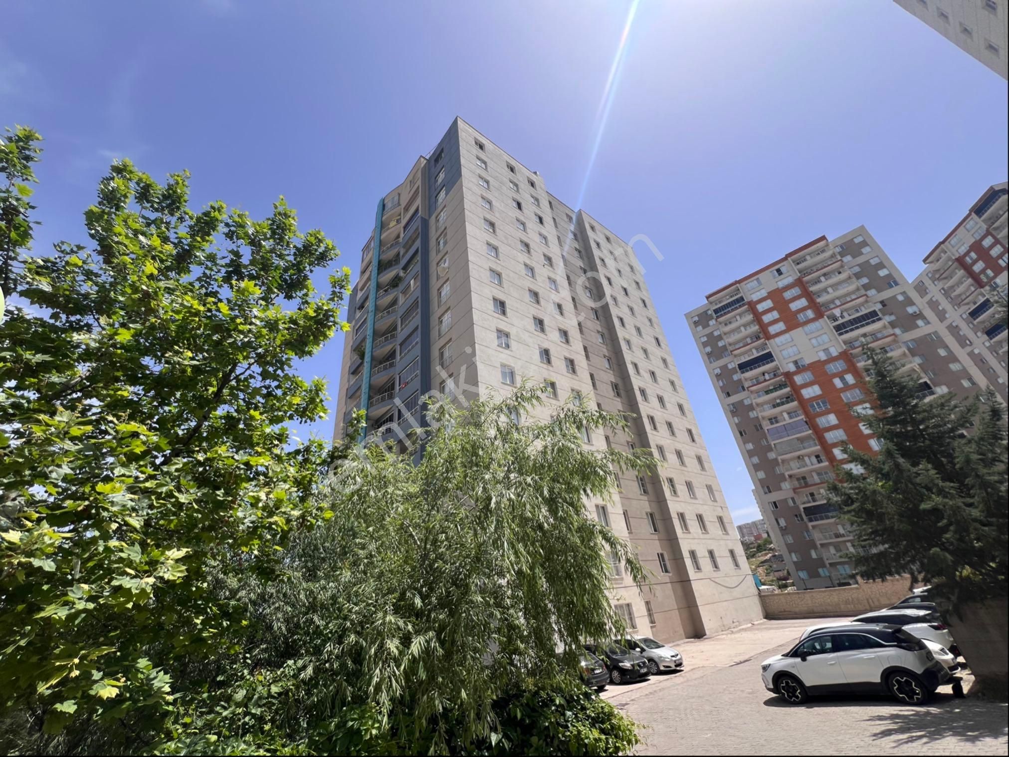 Murat Emlaktan Bahçeşehir Sitesinde Lüks 4+1 Dairemiz Satılıktır