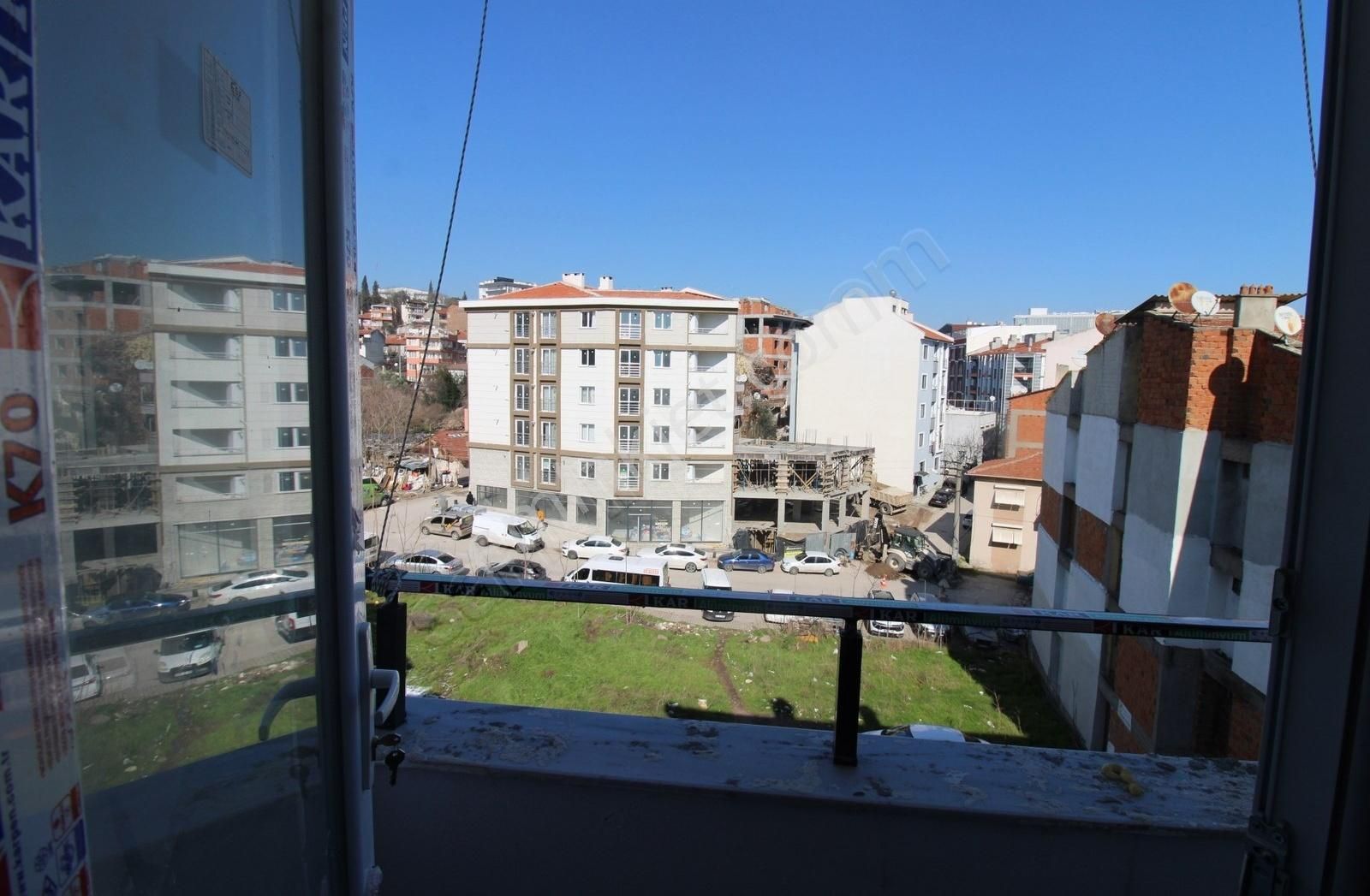 Yön Gayrimenkulden Dinkçilerde Nef'te Kiralık Eşyasız 1+1 Daire