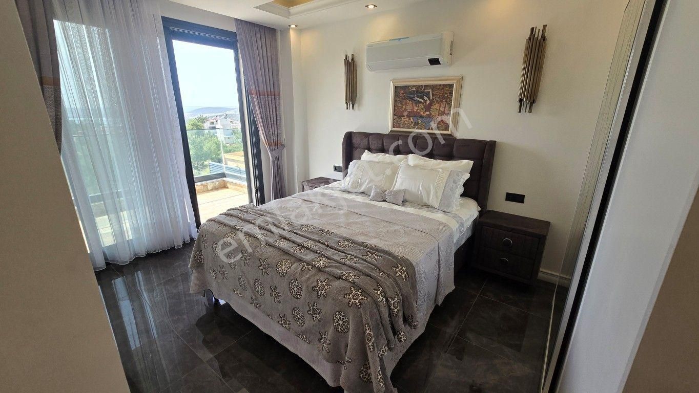 Didim Akbük’te Orman Ve Deniz Eşsiz Manzaralı Lüks Villa - Görsel 16
