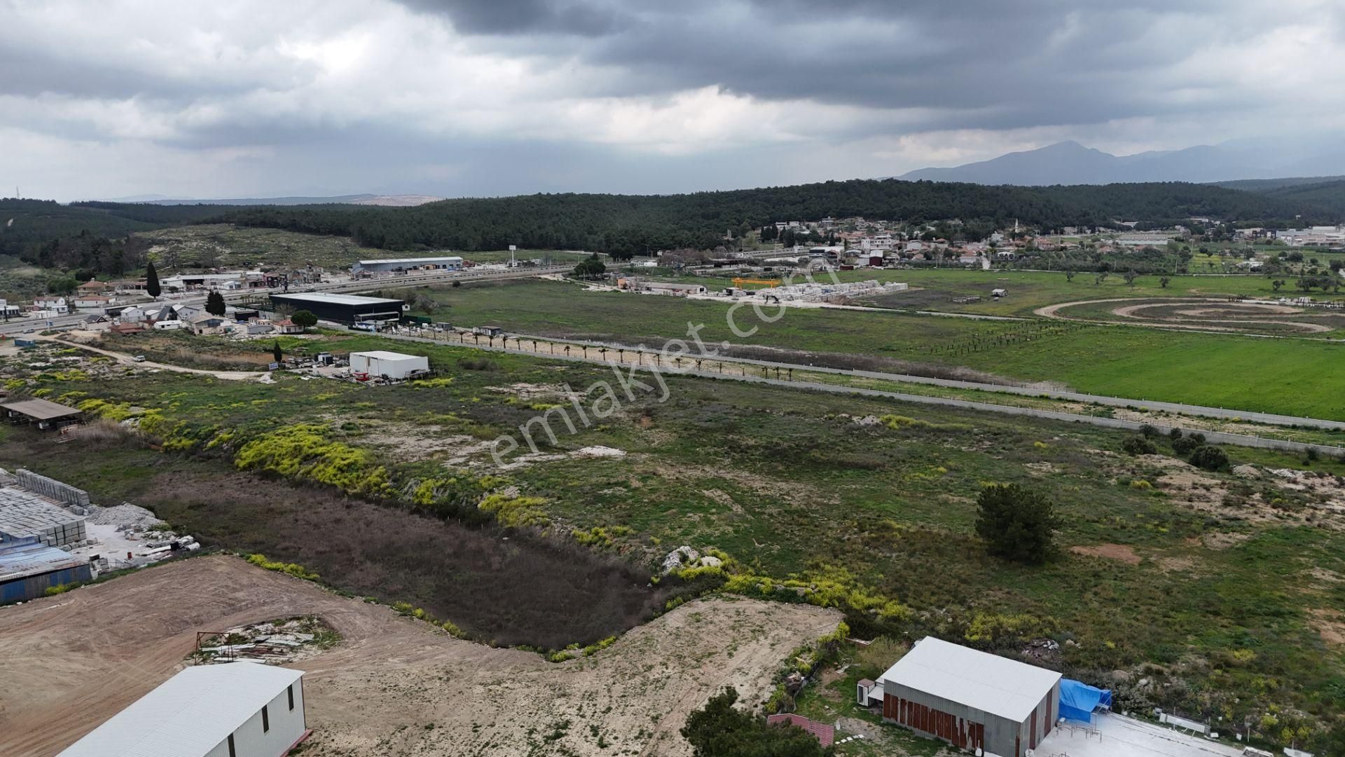 Kısıkda 2 Tane 400 M2 Yan Yana Depo Elektrik Sondaj Suyu Menders İzmir