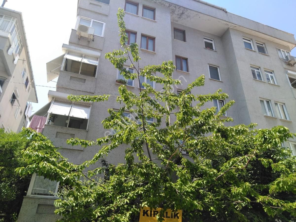Bakırköy İncirlide 2+1 Düz Giriş Katı Sağlam Binada