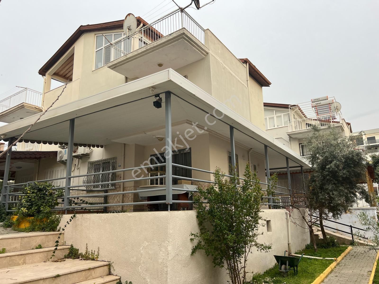 Sahile Yakın5+1 Villa Kadınlar Denizi