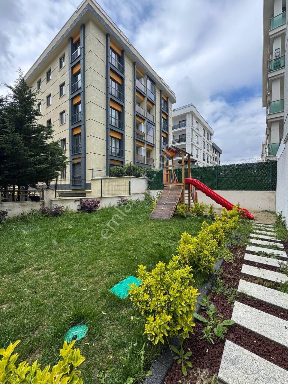Lıve Turkey'den Marinaya 5 Dk Site İçi Lüks 3+2 Gerçek Fiyattır !!