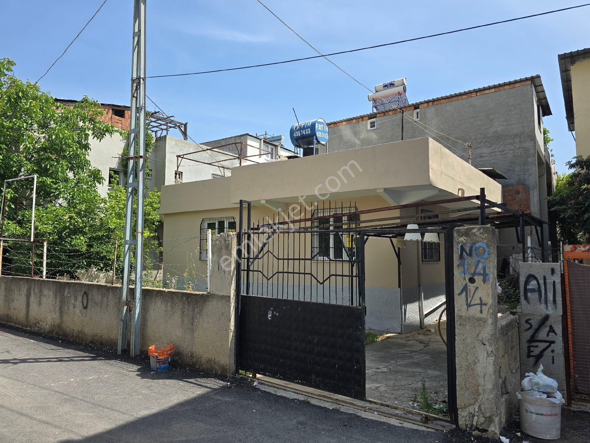 Adana Seyhan Gürselpaşa Da Bahçeli Müstakil Ev