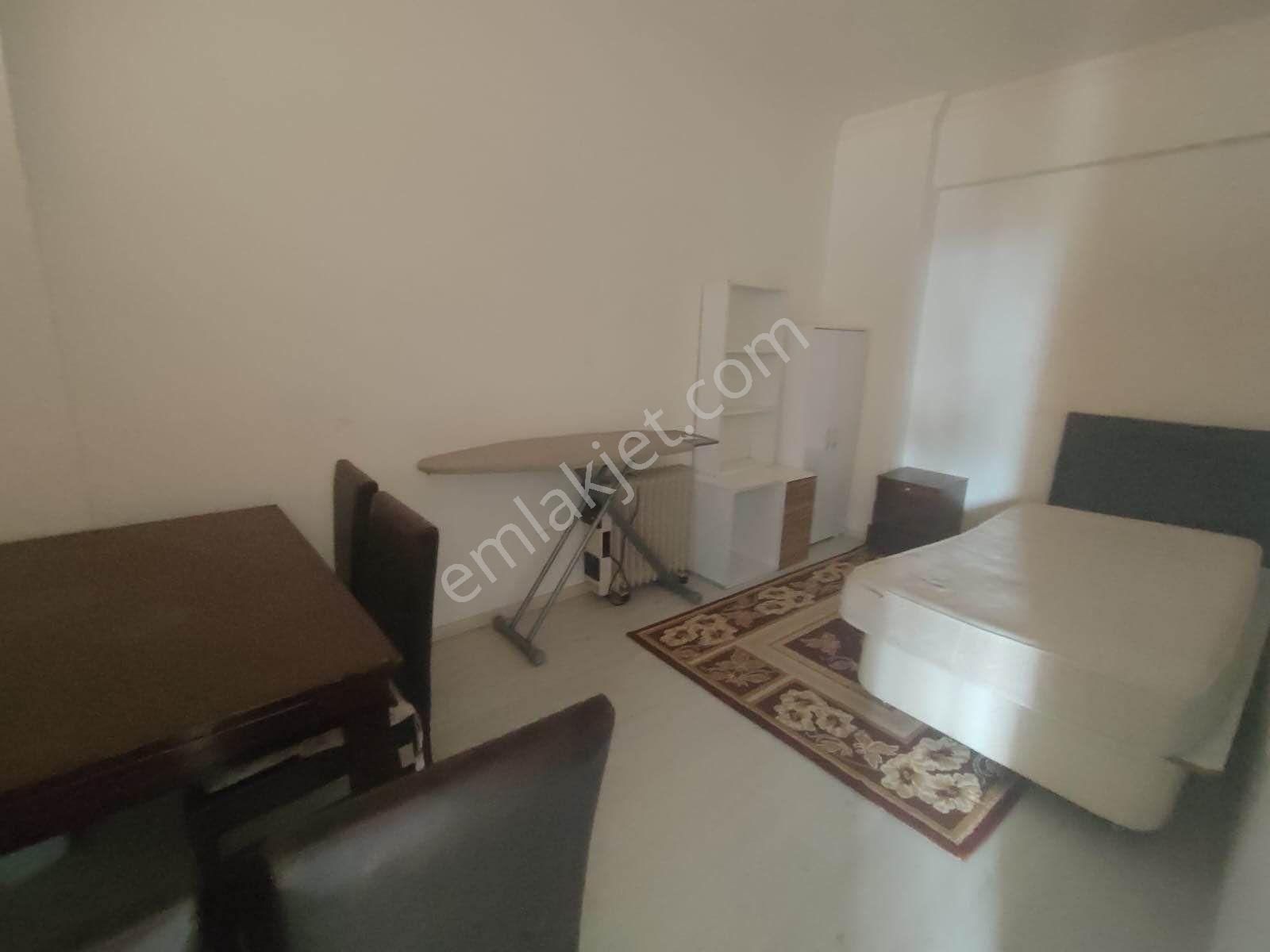 Aydın Nazilli Hürriyet Caddesi Üzerinde Satılık 2+1 Daire