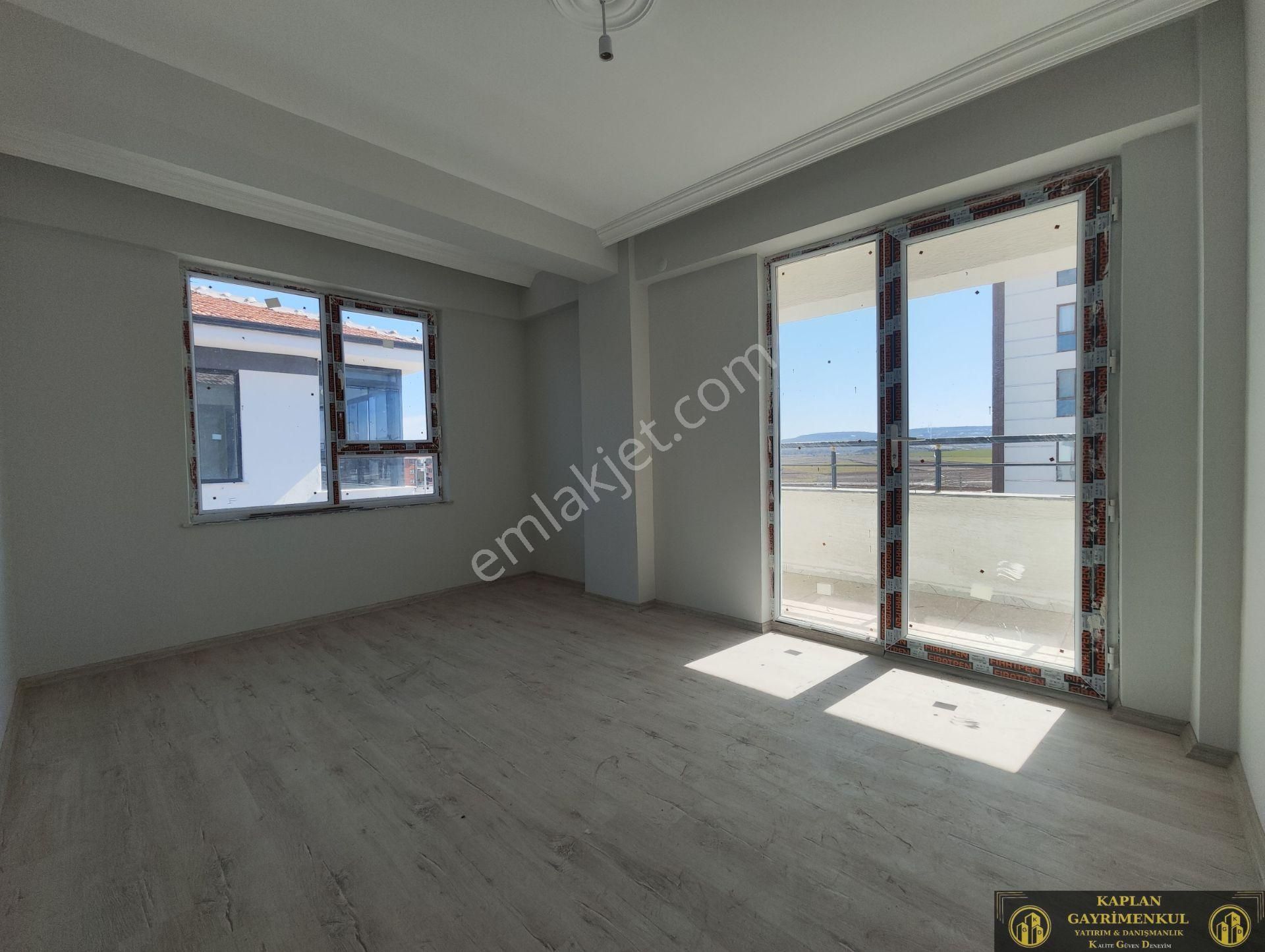 Kaplan Gayrimenkul’den 71 Evler Mah. Şehir Hastanesi Karşısında 2+0 65 M² Satılık Daire