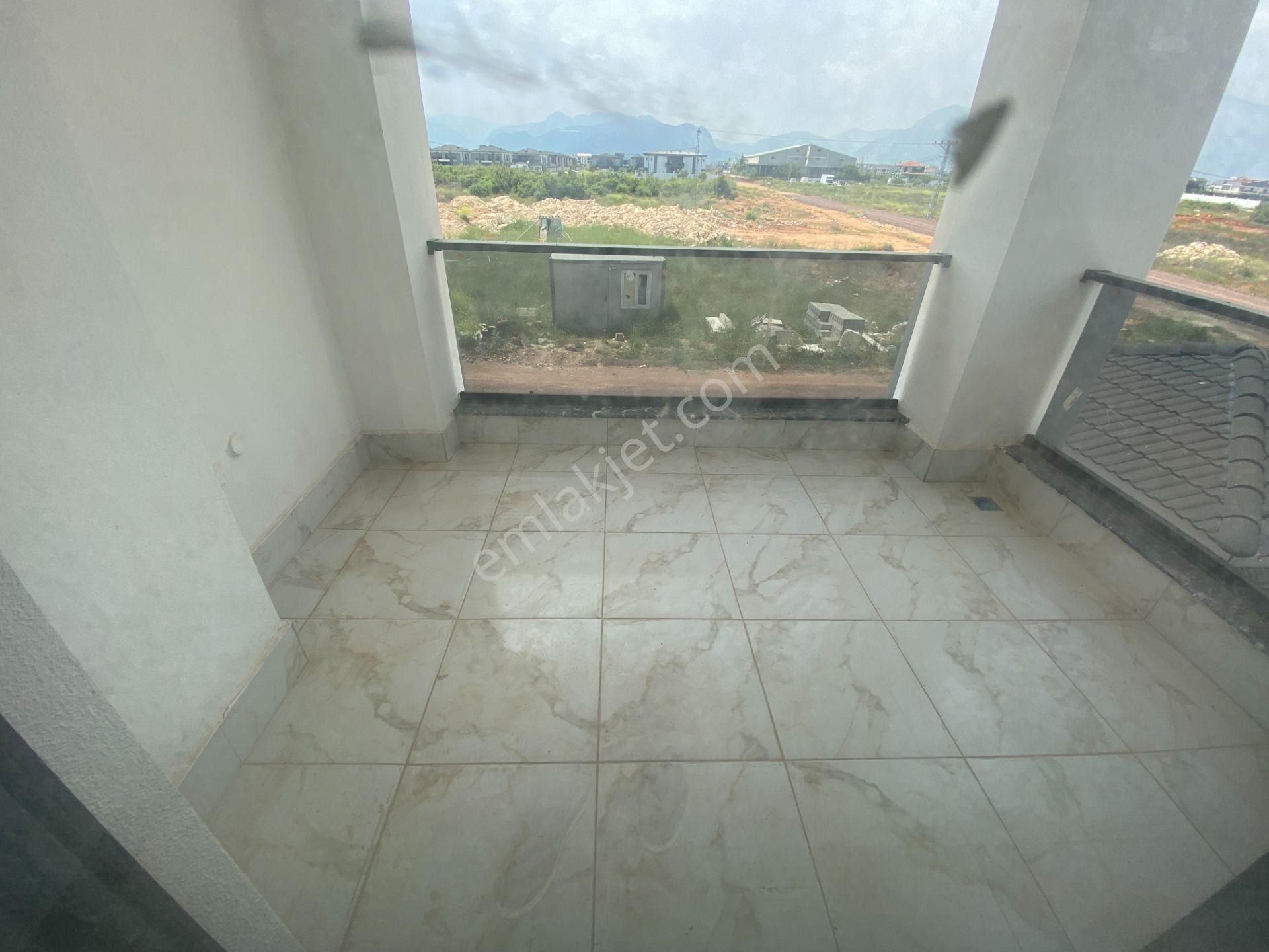 600 M² Arsa İçerisinde 350 M² Kullanımı Olan Villa - Görsel 21