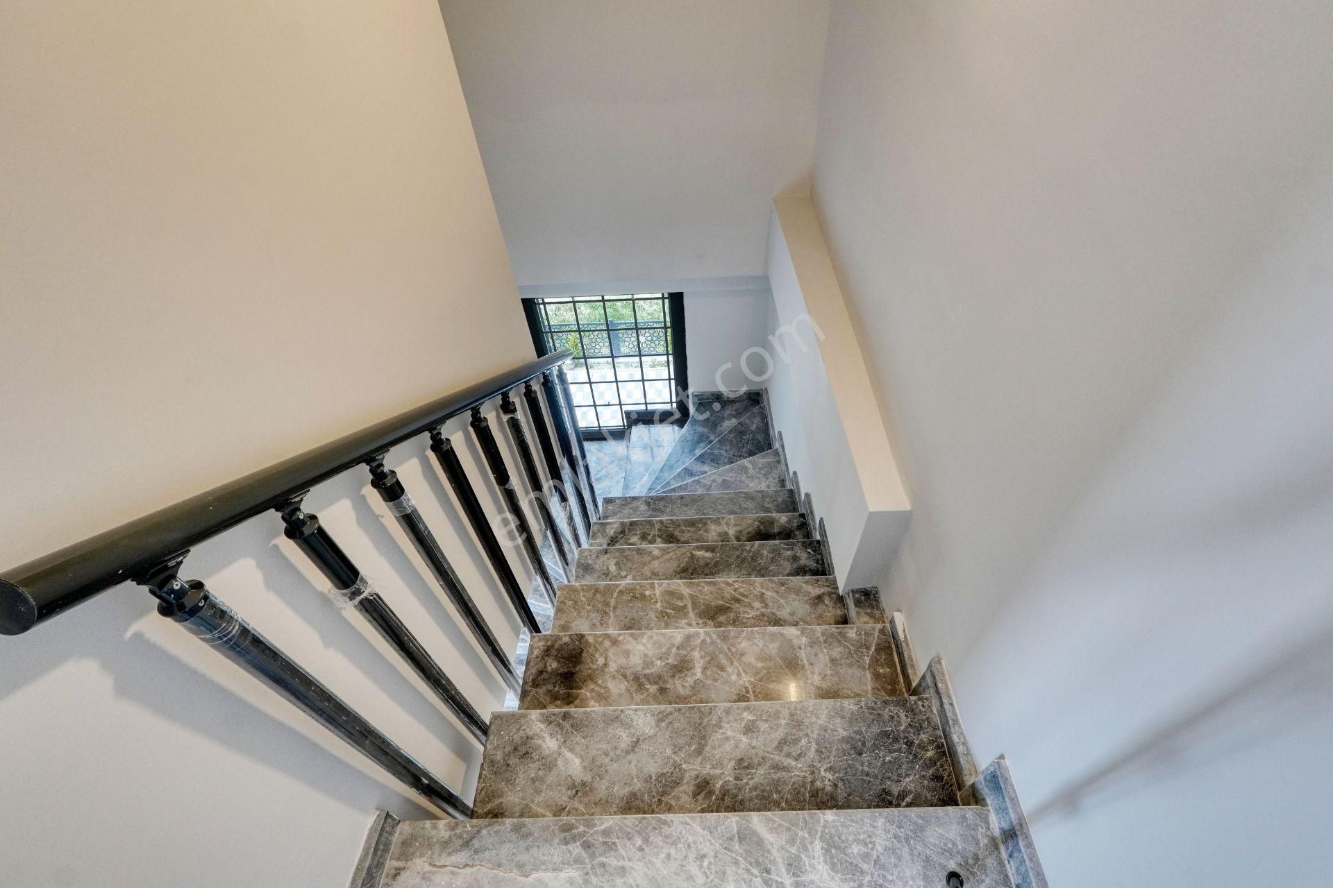 İskele Mahallesinde Denize 250metre Mesafede Bahçeli Sıfır Villa - Görsel 23