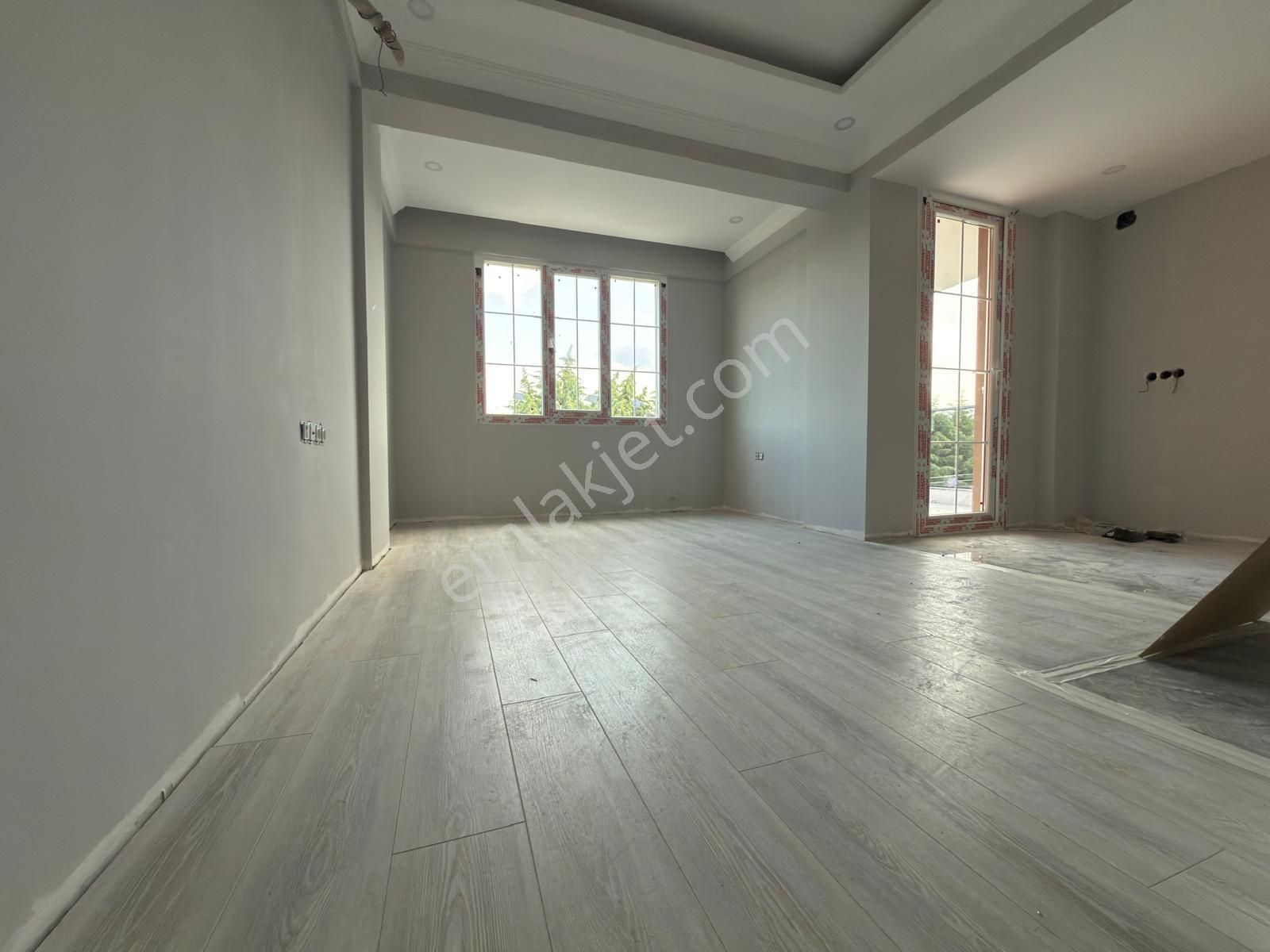 Dalamanda Dost Emlaktan Sıfır Çift Balkonlu 2+1 Satılık Daire