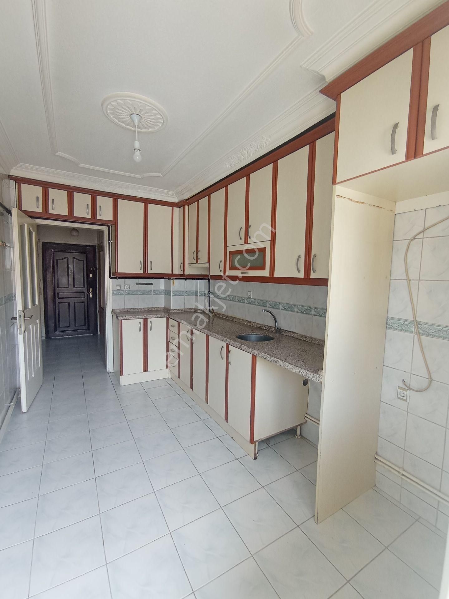 Sirakapilar Mahallesinde Satılık Daire - Görsel 3