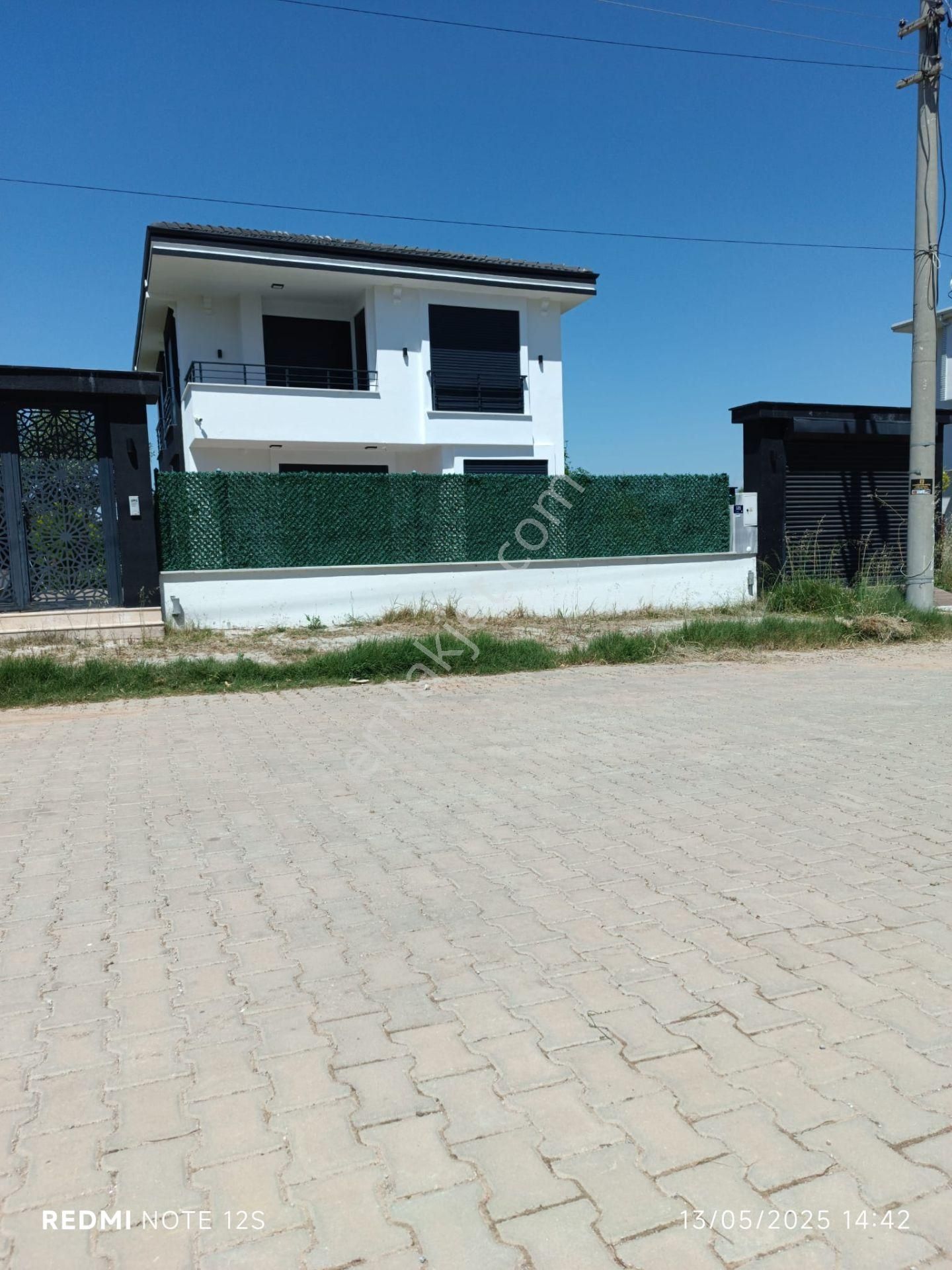 Didim Mavişehirde Satılık Ultra Lüks 4+1 Villa!