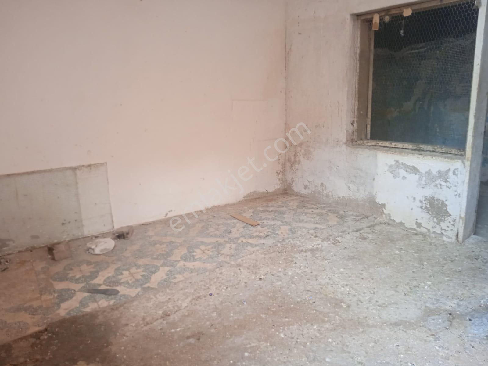 Bornova Serintepe Mah. Satılık 2 Katlı Müstakil Ev - Görsel 2