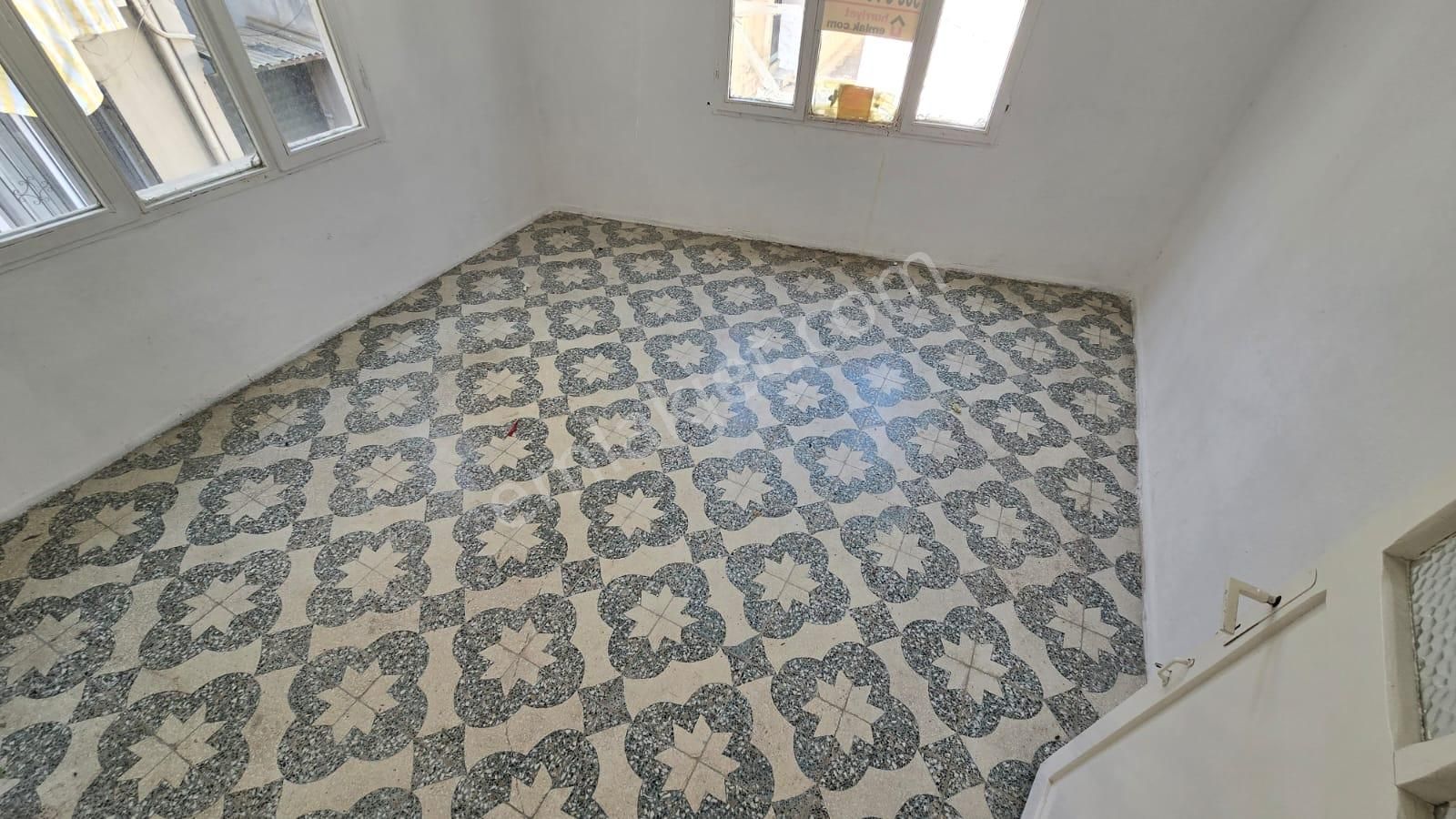 Bornova Serintepe Mah. Satılık 2 Katlı Müstakil Ev - Görsel 12