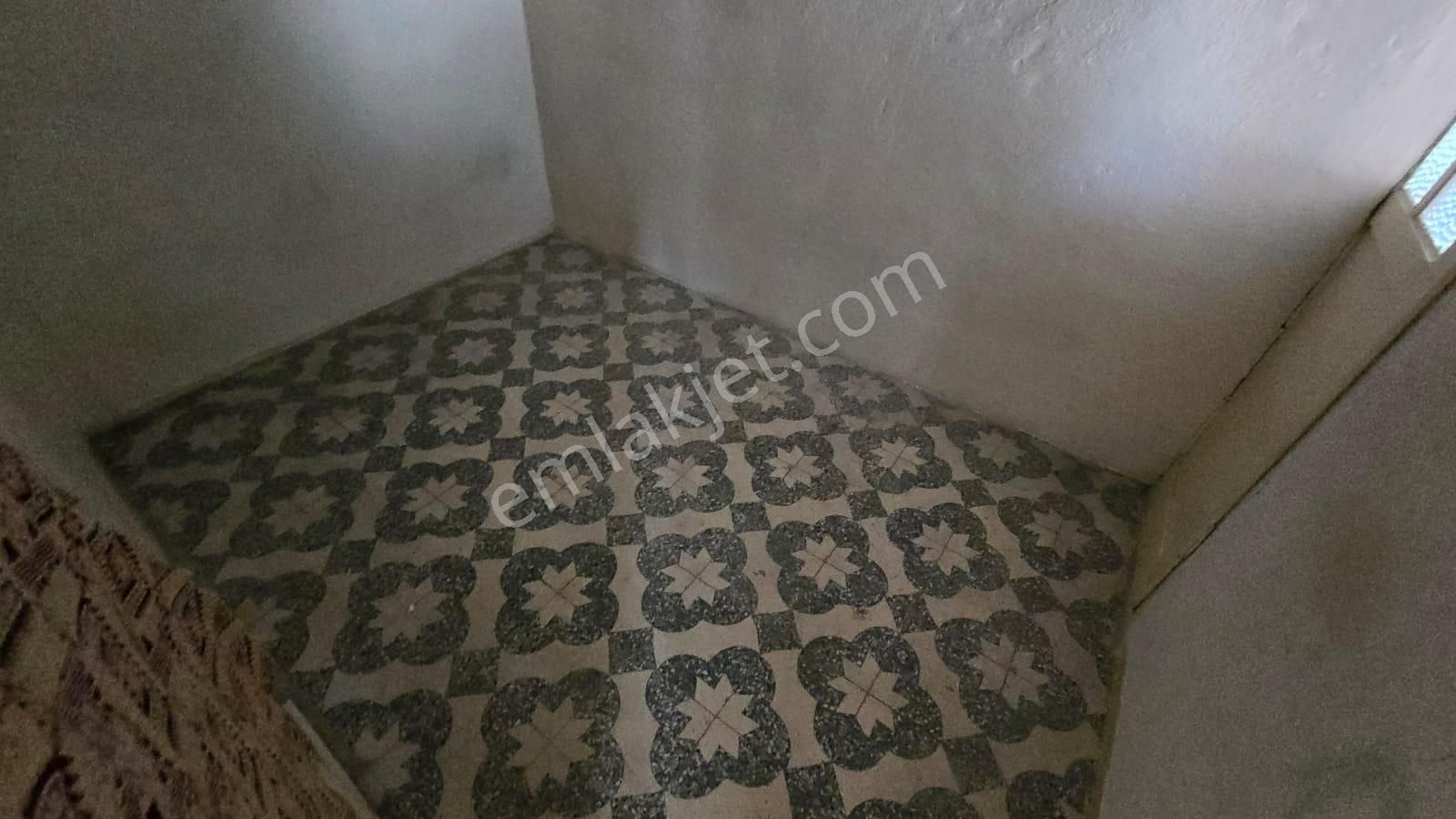 Bornova Serintepe Mah. Satılık 2 Katlı Müstakil Ev - Görsel 17