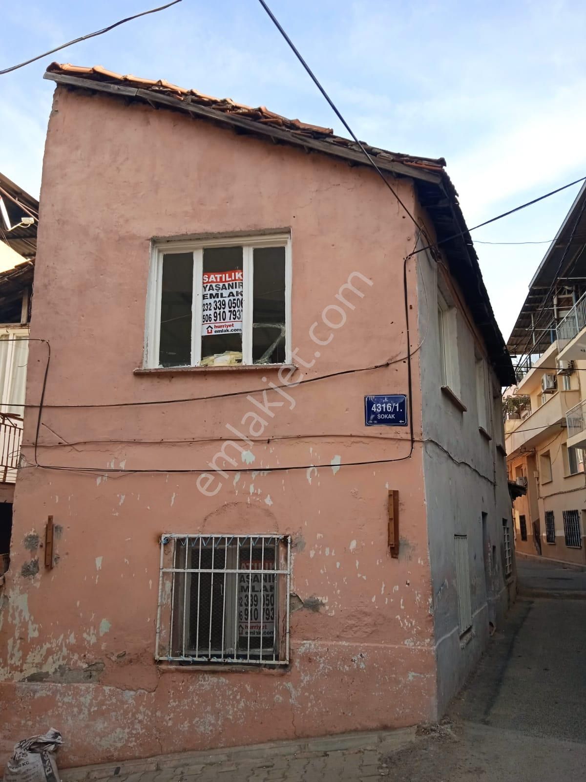 Bornova Serintepe Mah. Satılık 2 Katlı Müstakil Ev - Görsel 4