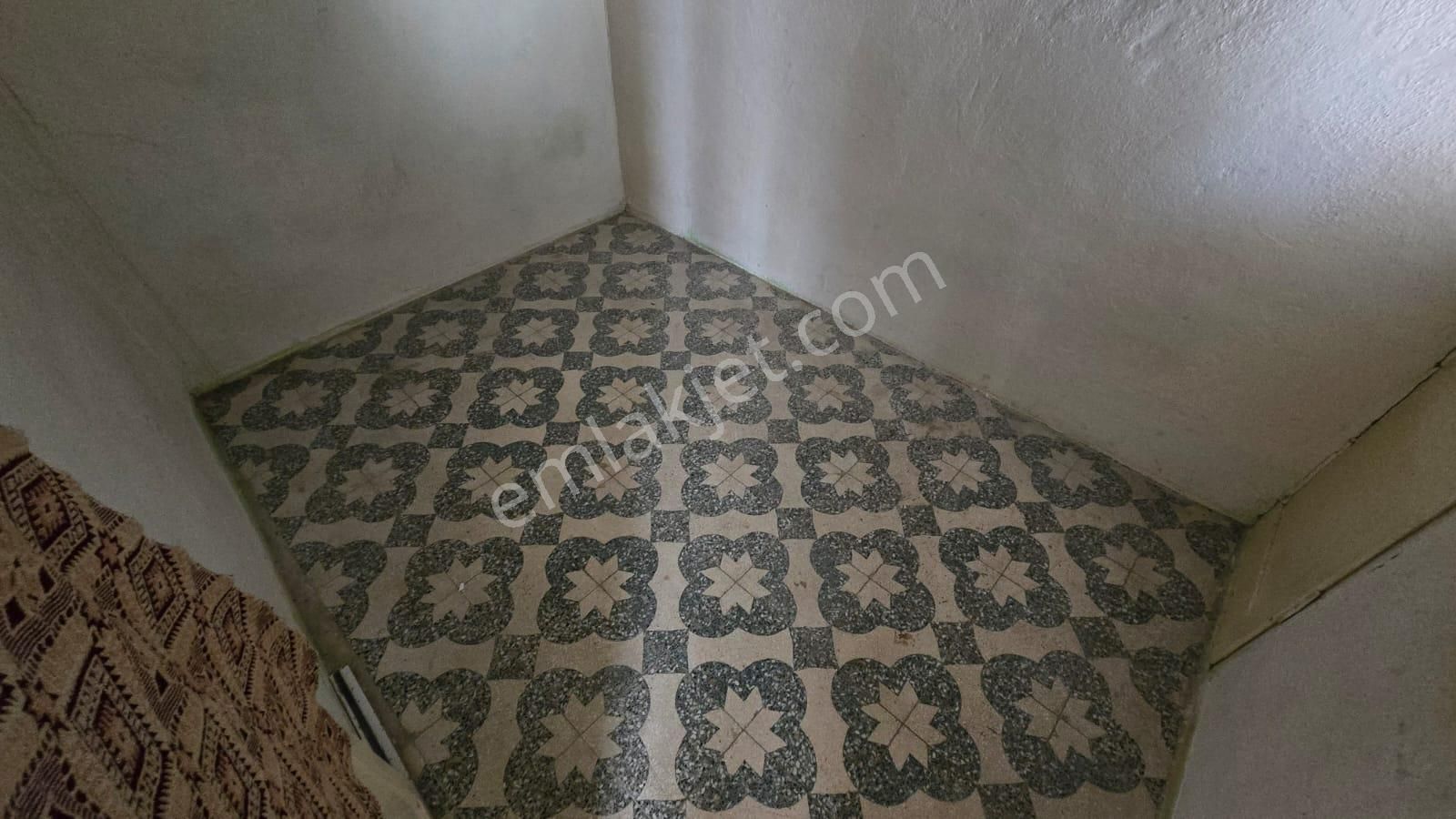 Bornova Serintepe Mah. Satılık 2 Katlı Müstakil Ev - Görsel 18