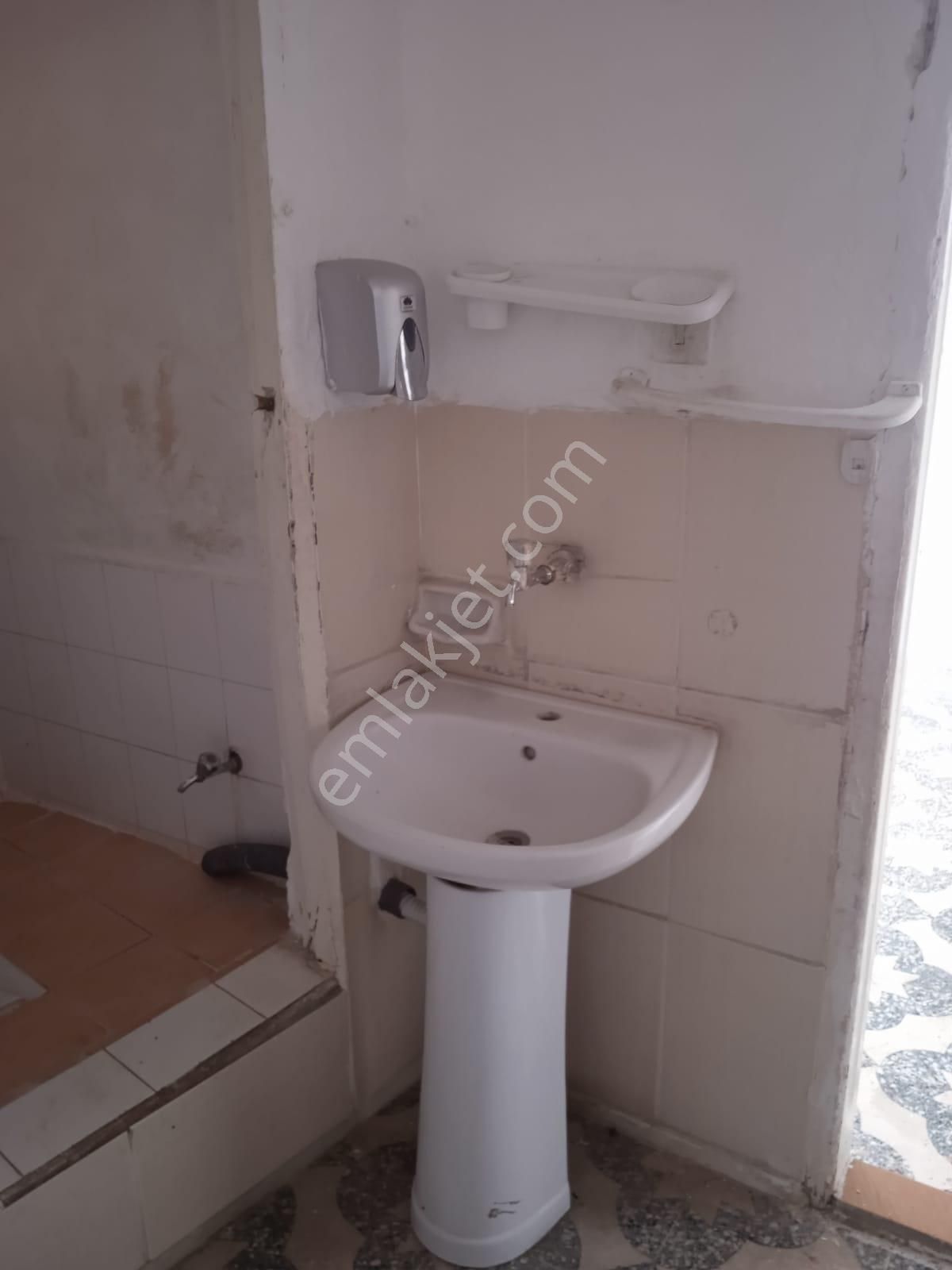 Bornova Serintepe Mah. Satılık 2 Katlı Müstakil Ev - Görsel 25