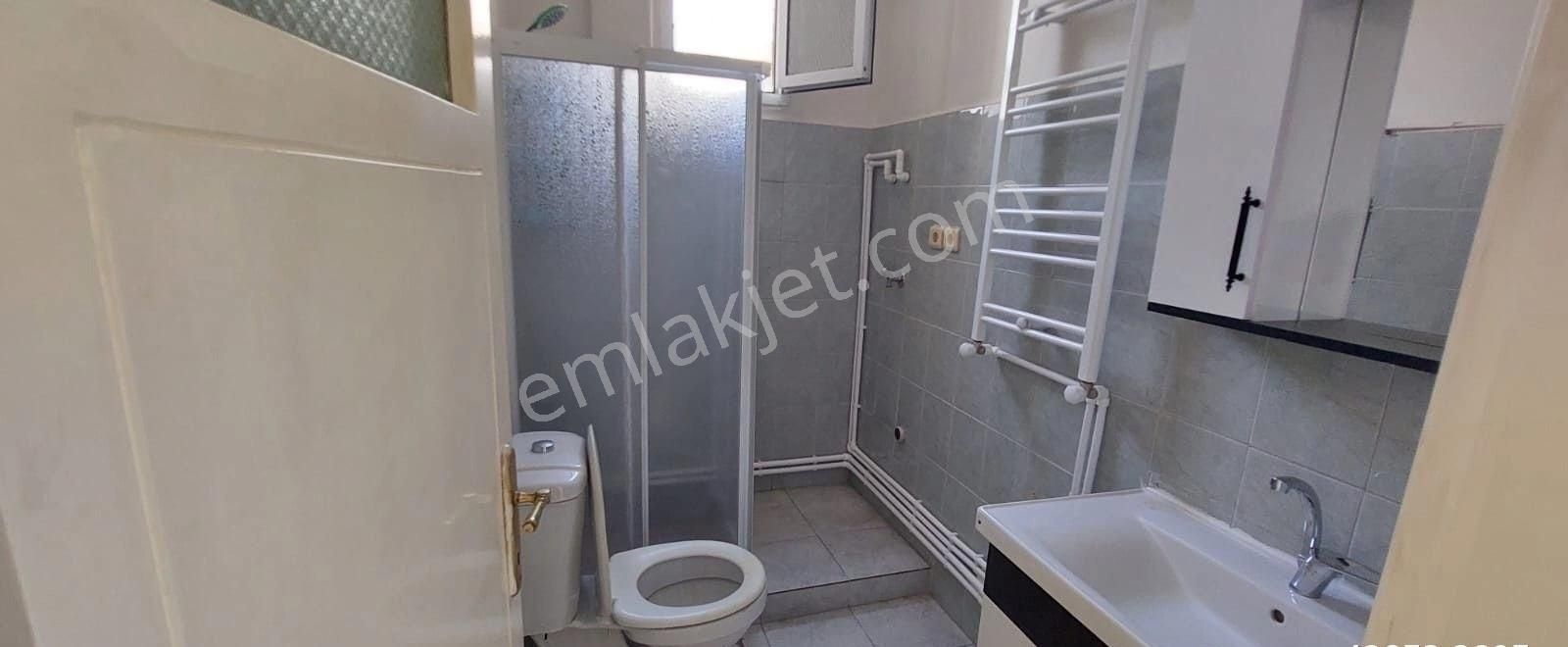 Karşıyaka Sahide Yalı Dairesi 3+1 Kiralık