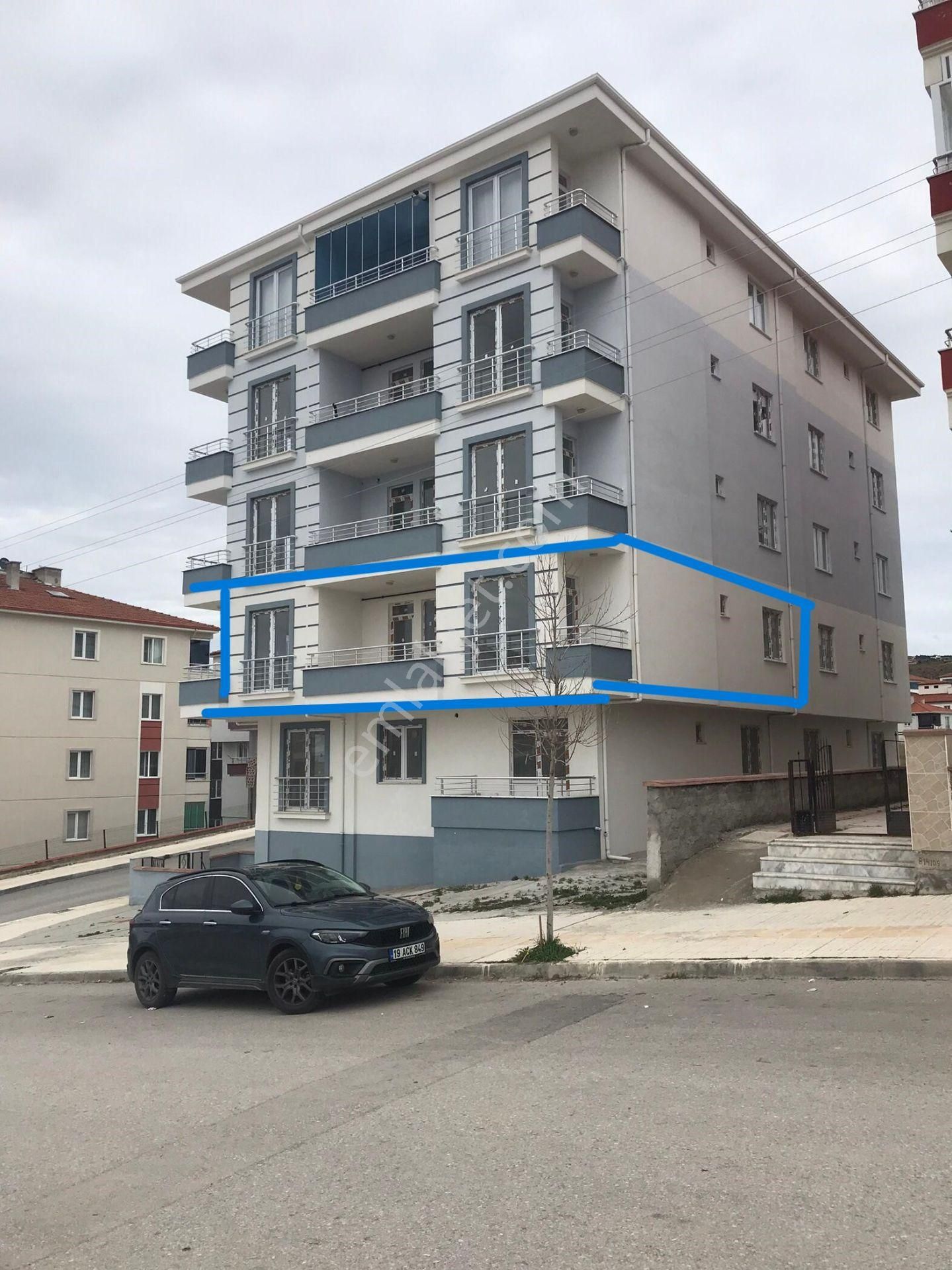 Çorum Merkez Sülüklü Çeşmesine Yakın Satılı İki Adet Daire
