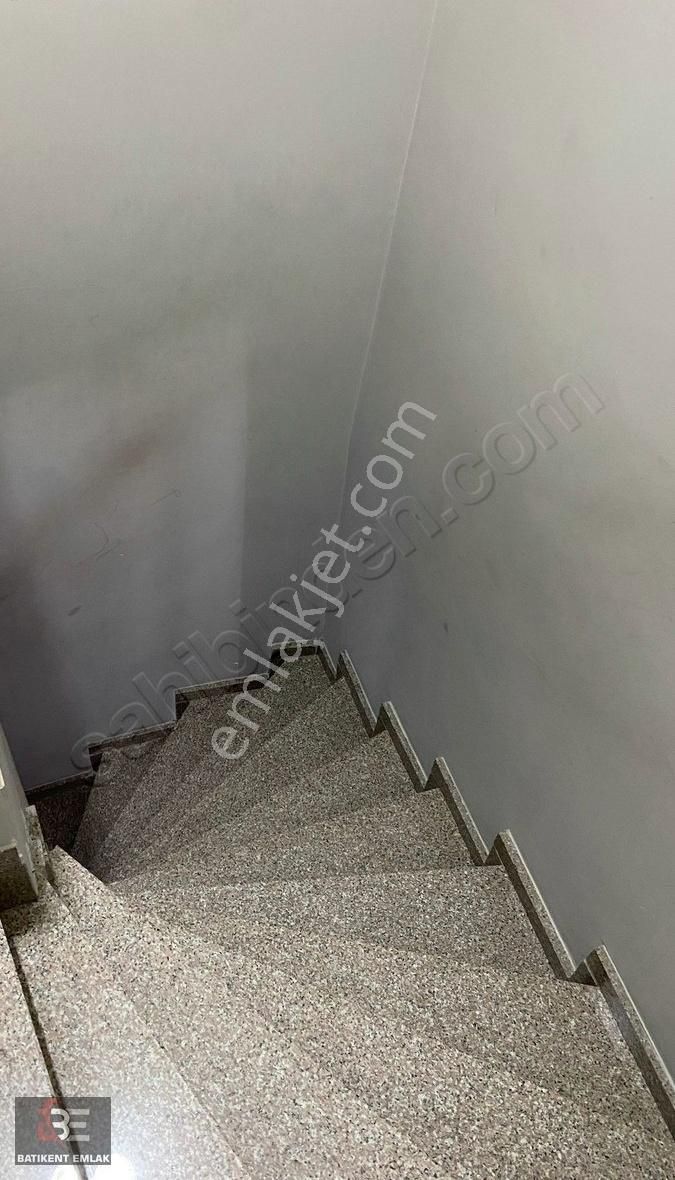 Batıkent Emlak'tan İlkyerleşim Mah Full Yapılı Tam Bodrumlu