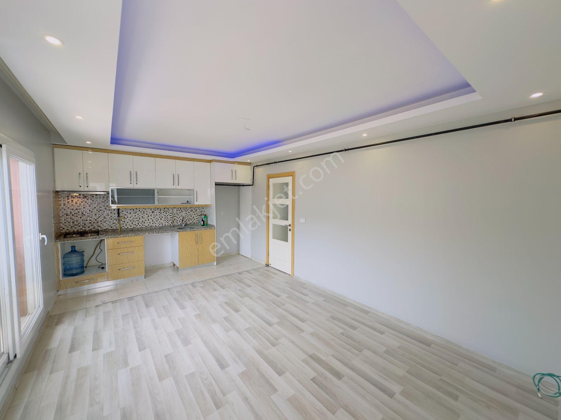 Atabey'den Bahçeşehir'de 3+1 3 Cepheli Geniş Oturumlu Yeni Bina Satılık Daire