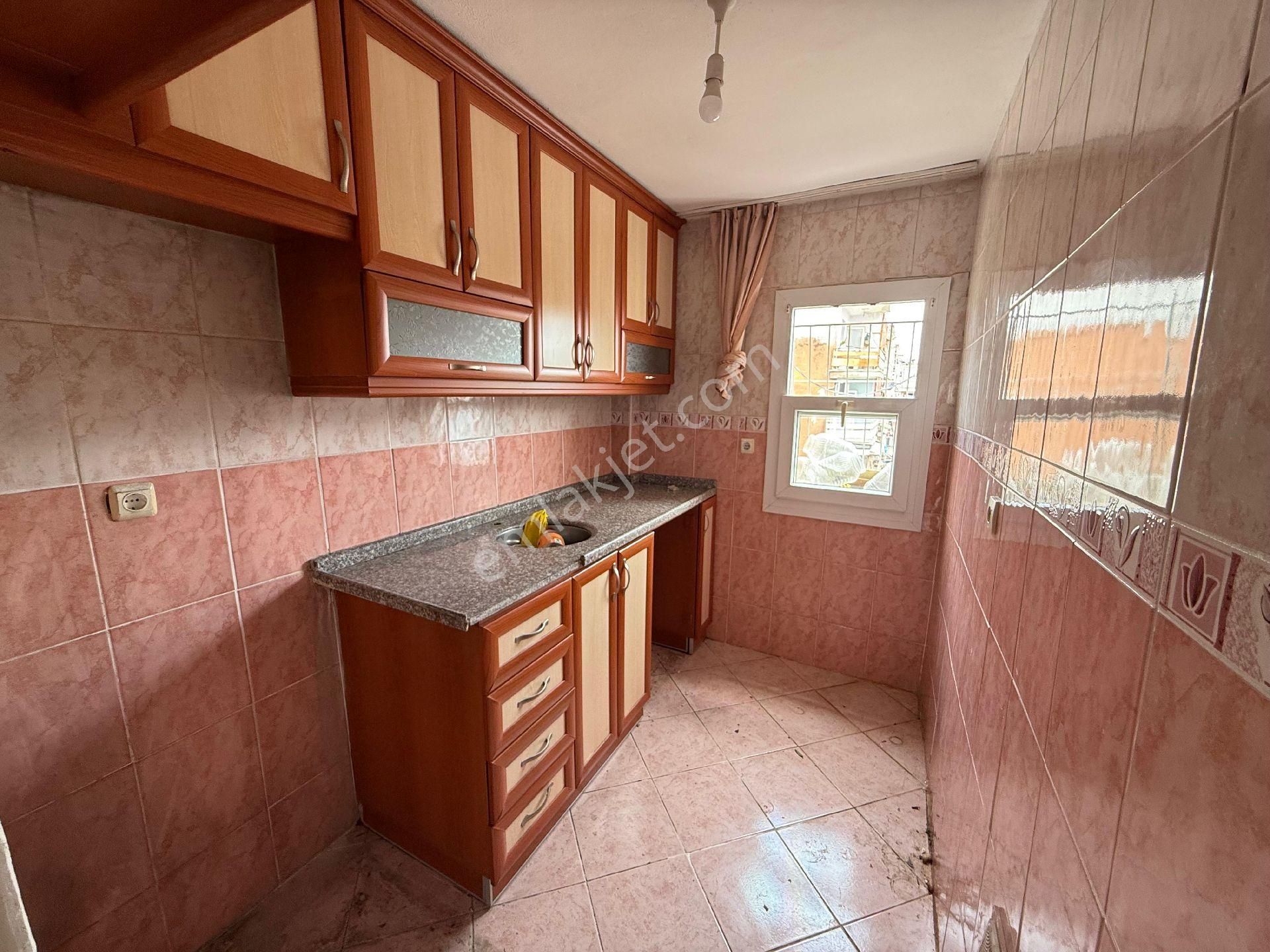 2+1 K.mutfak Belediye Evleri Satılık Daire