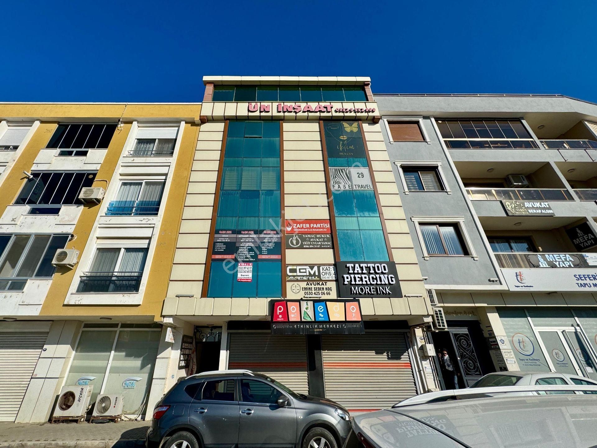 En İşlek Caddede Tabela Değeri Yüksek Kiralık Ofis