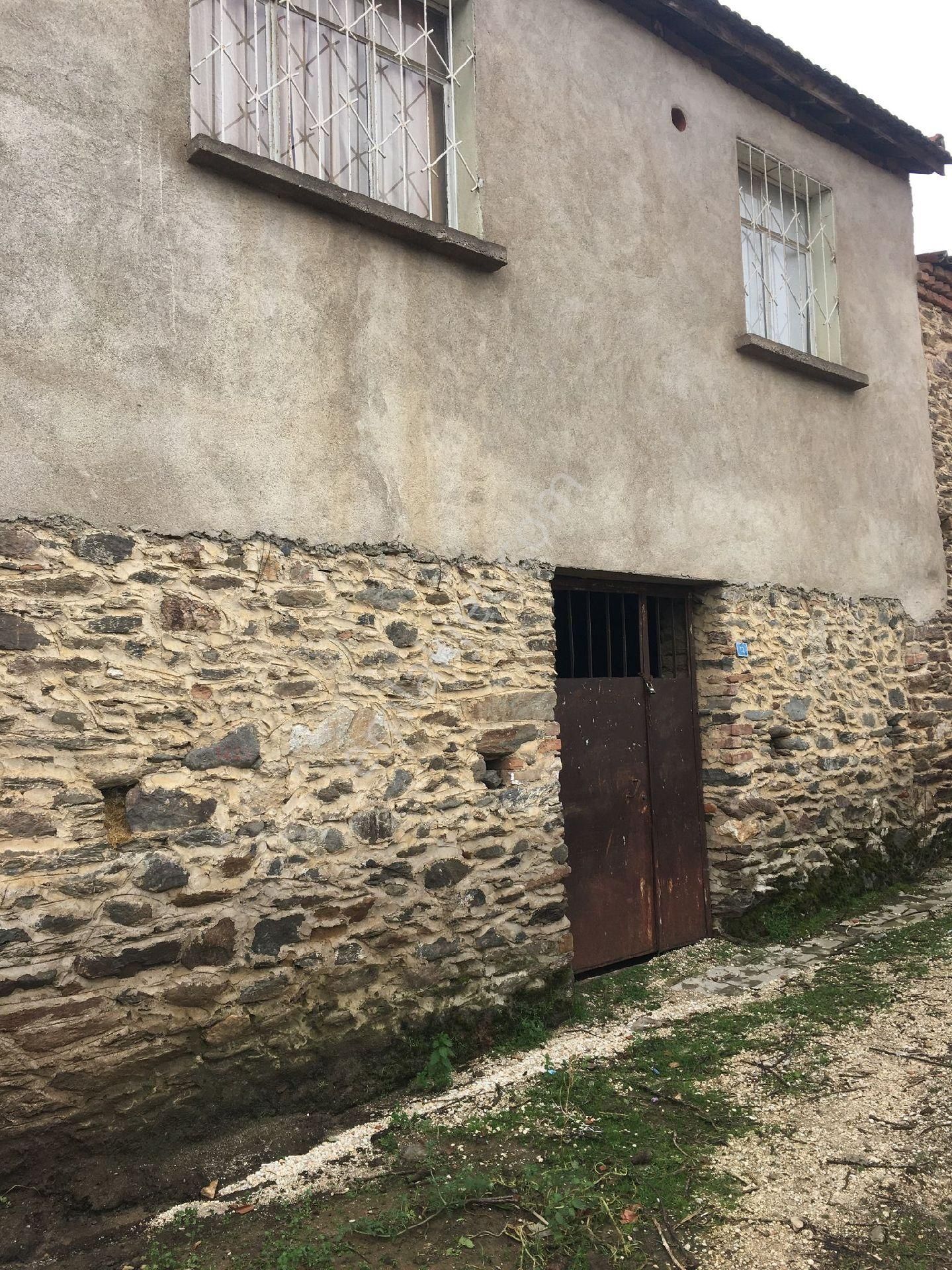 Satilik Köy Evi