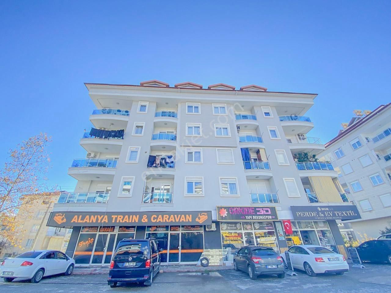 Alanya Cikcilli Mahallesinde Kiralık 2+1 Ayrı Mutfak Daire