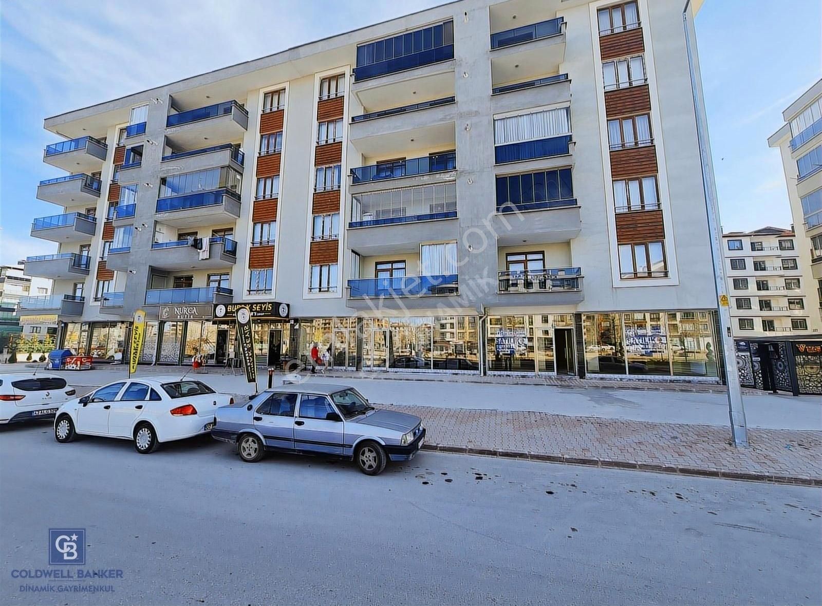 Ali Ulvi Kurucu Cd. Çelebi Park Cepheli Fırın Ruh. Fırsat Dükkan