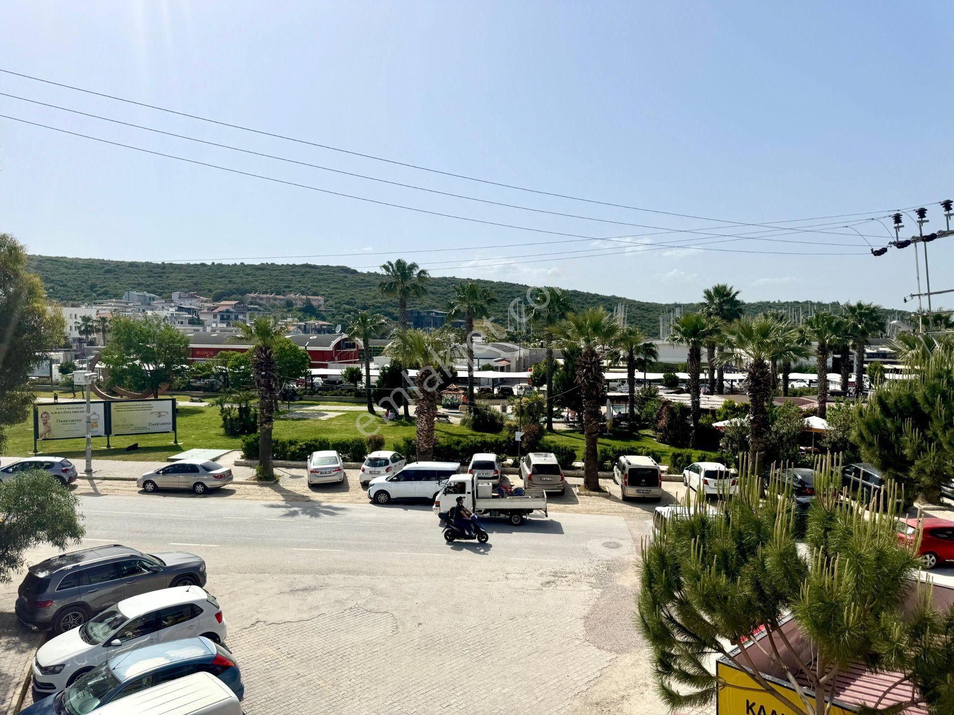 Sığacıkta Marina Karşısında Kiralık Eşyalı Daire