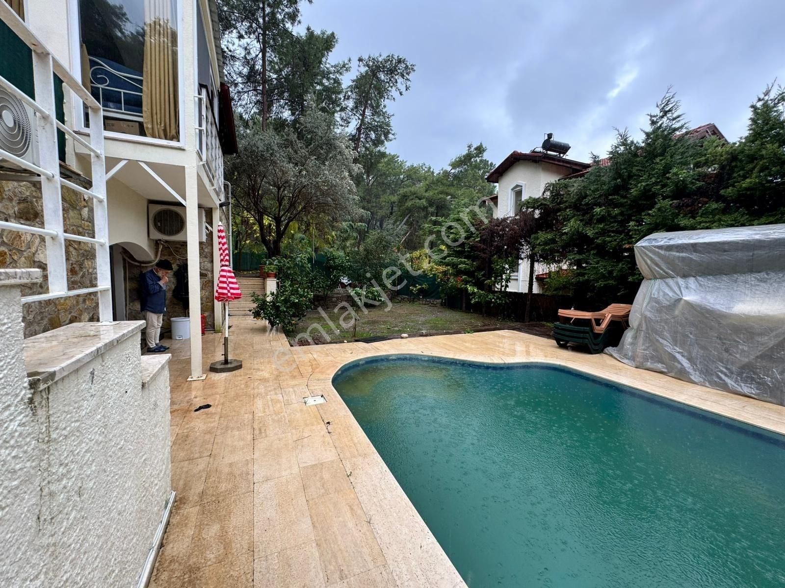 Fehiye Göcek'te Satılık 7+2 Satılık Özel Havuzlu Villa
