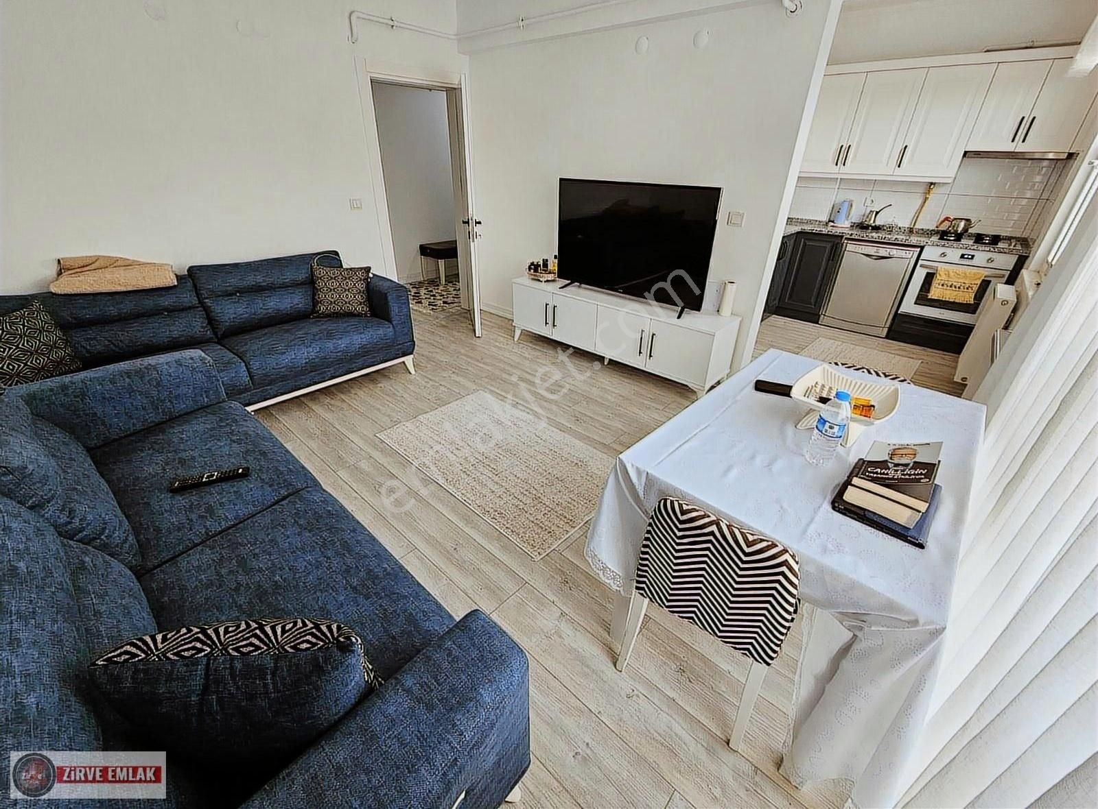 Turnasuyunda Ana Yol Kenarına Yakın 175m² Dubleks Satılık Daire.
