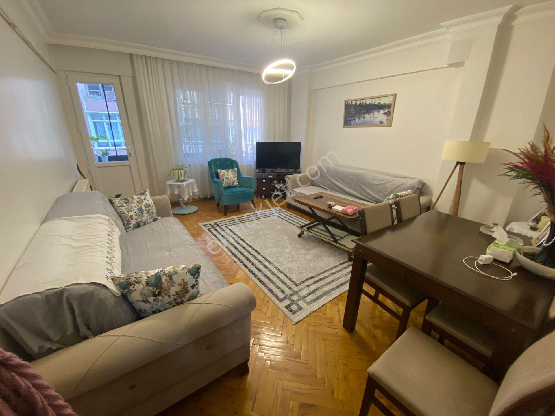 Güngören Akıncılar Mahallesinde 2+1 80m2 Masrafsız Satılık Daire