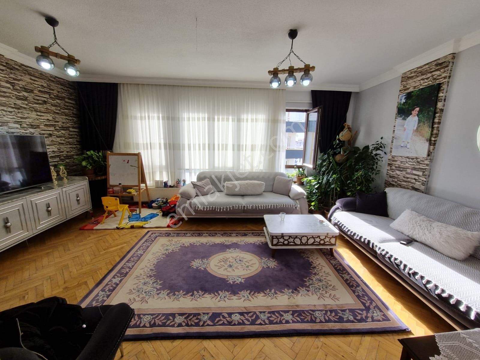 *** Huzur'da 3+1 Satılık ***
