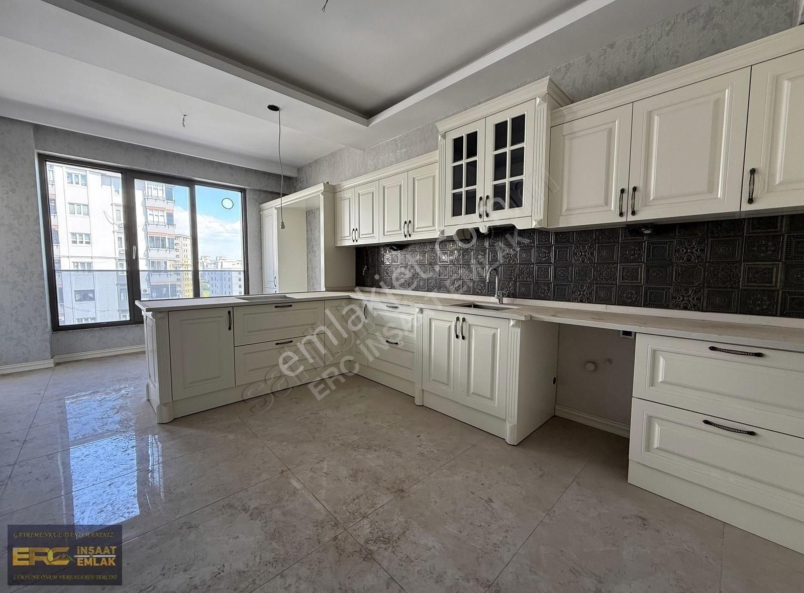 Tekerek Ayranpınar Civarı Satılık Lüks 5+1 Daire