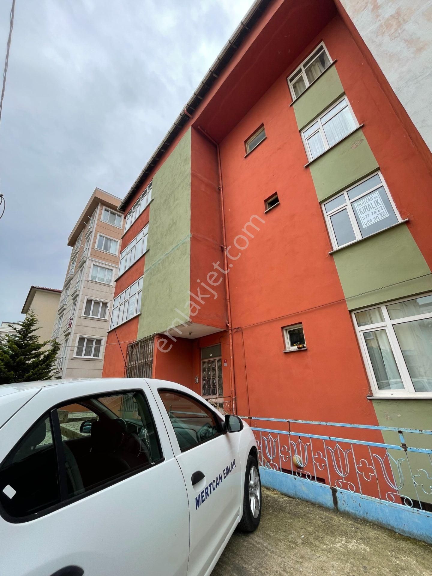Mertcan Dan Karlıktepe Mah Marmaraya Yürüme Arakat 2+1 Balkonlu